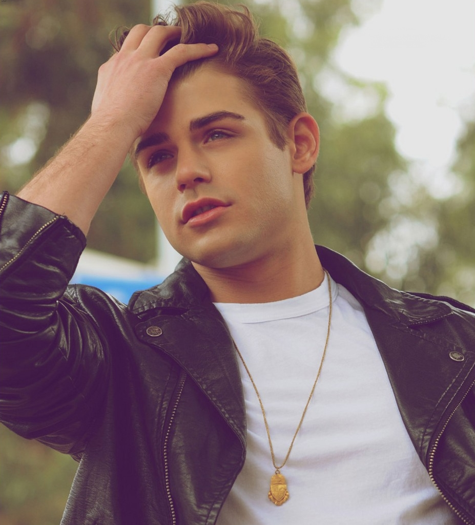 garrett-clayton-gossip