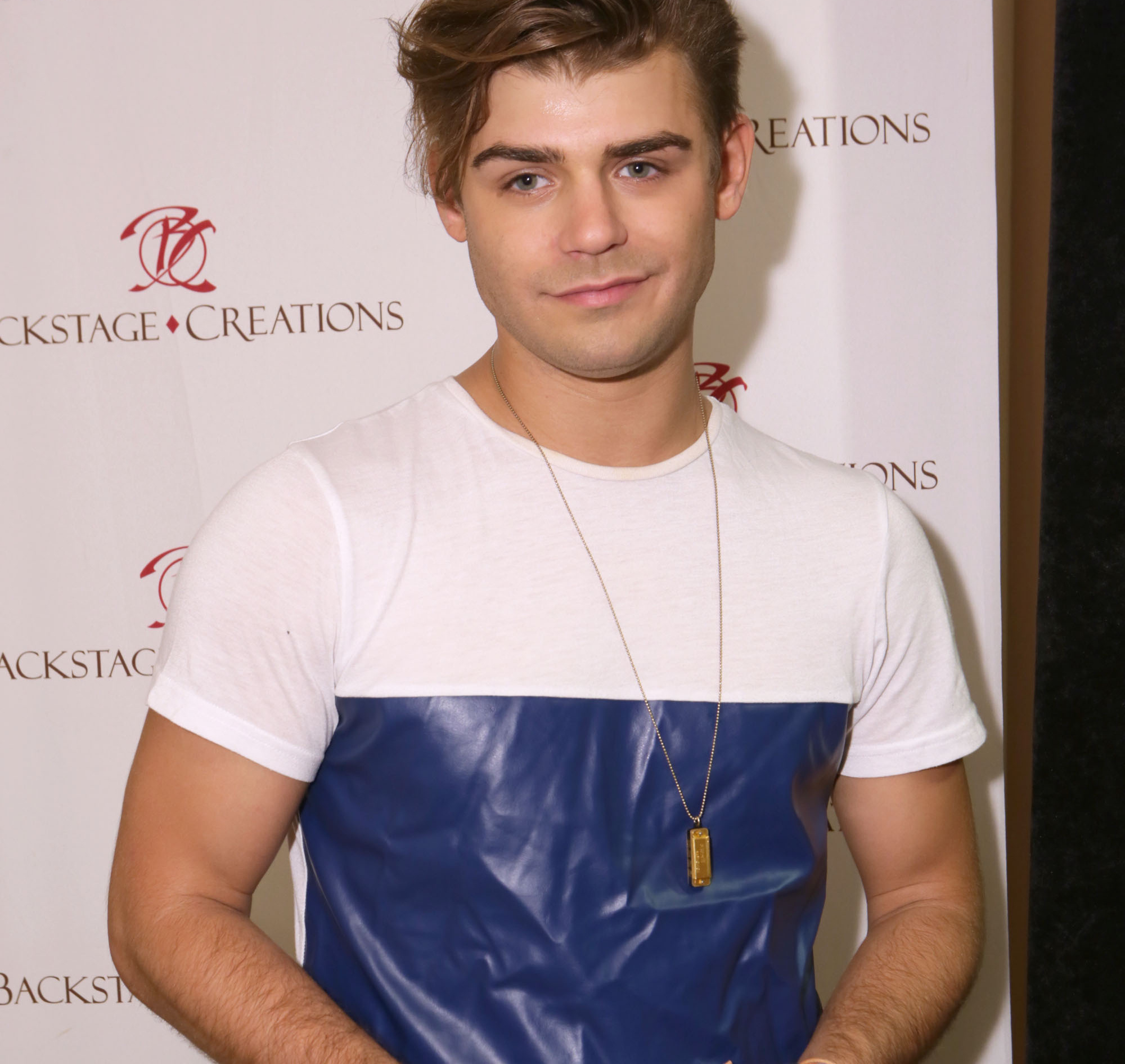 garrett-clayton-hd-wallpaper