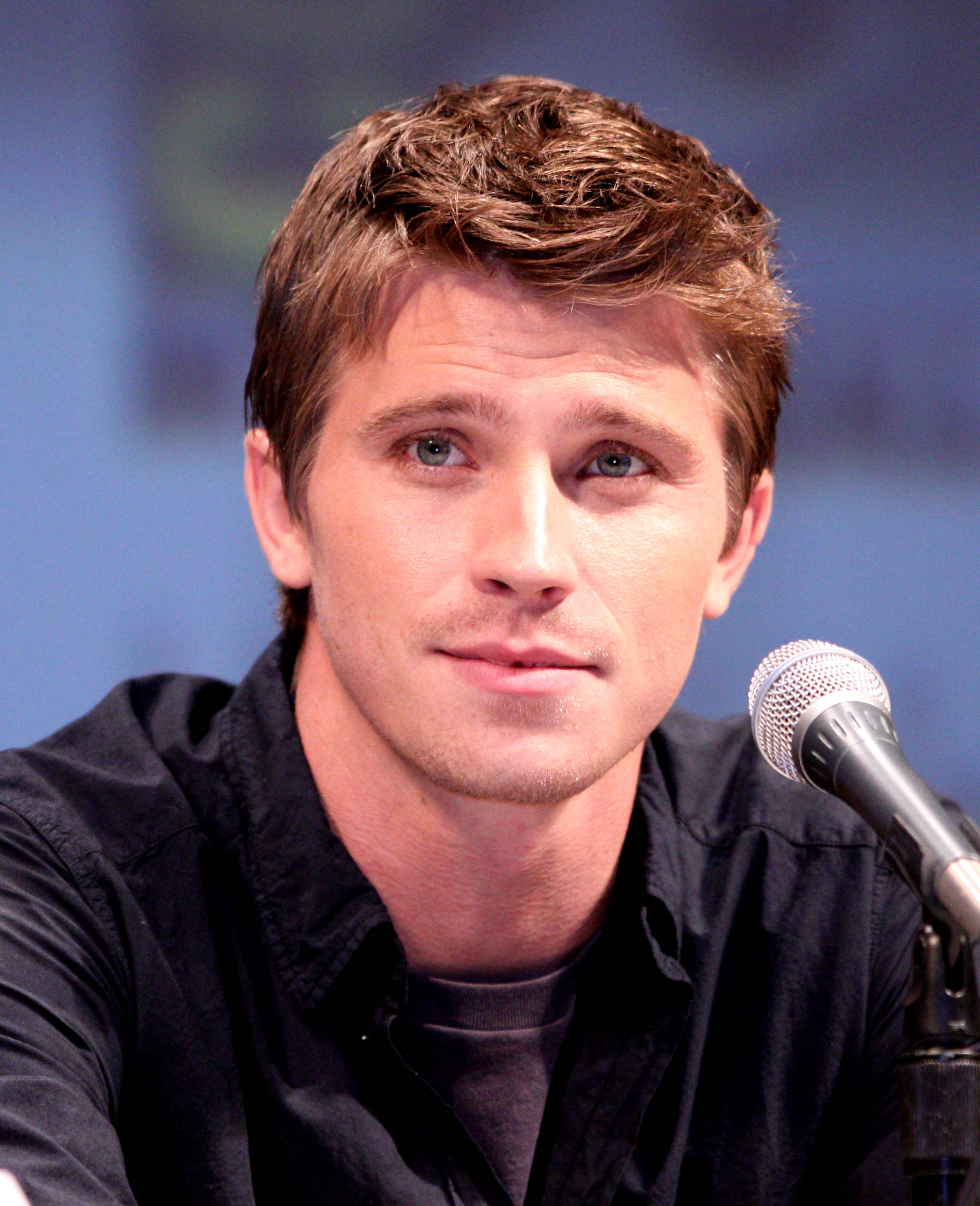 best-pictures-of-garrett-hedlund