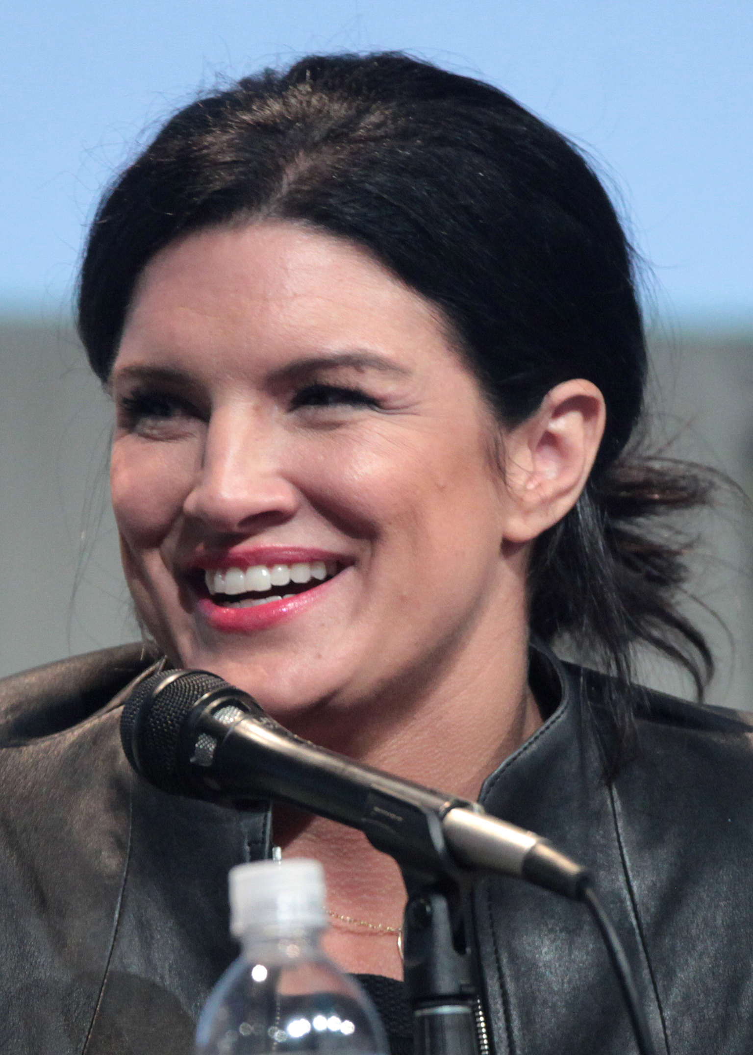 gina-carano-2016