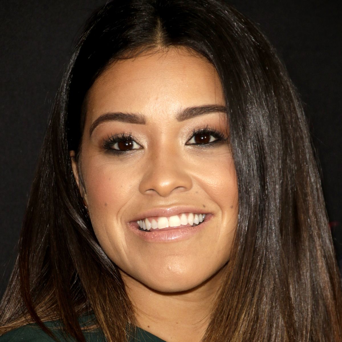 gina-rodriguez-actress-scandal