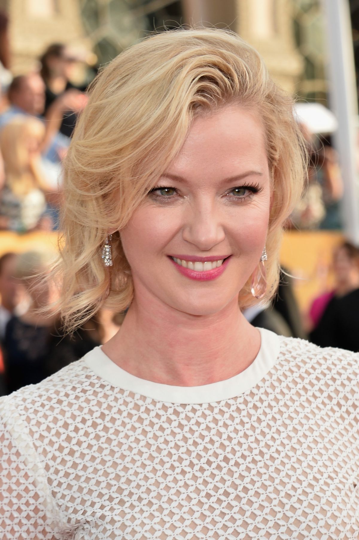 gretchen-mol-young