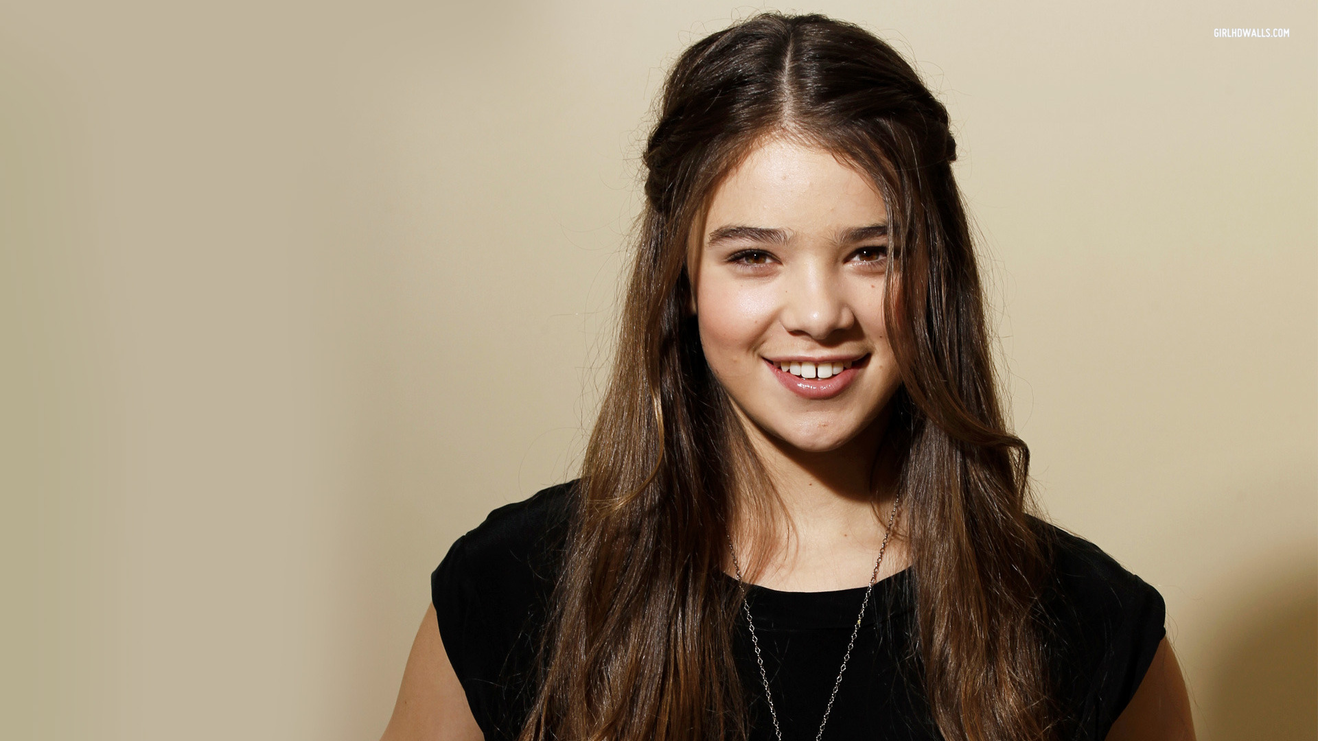 hailee-steinfeld-scandal