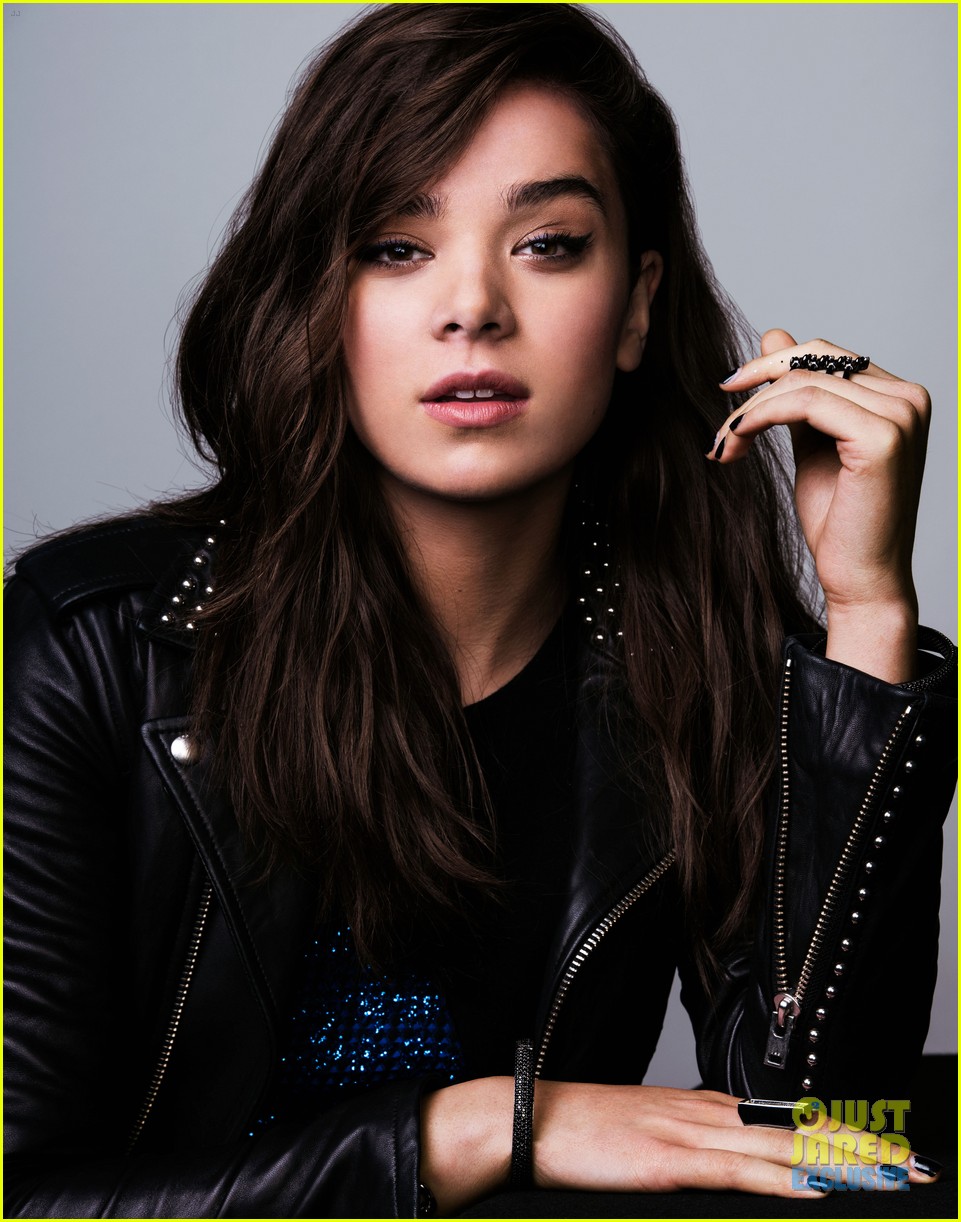 hailee-steinfeld-young