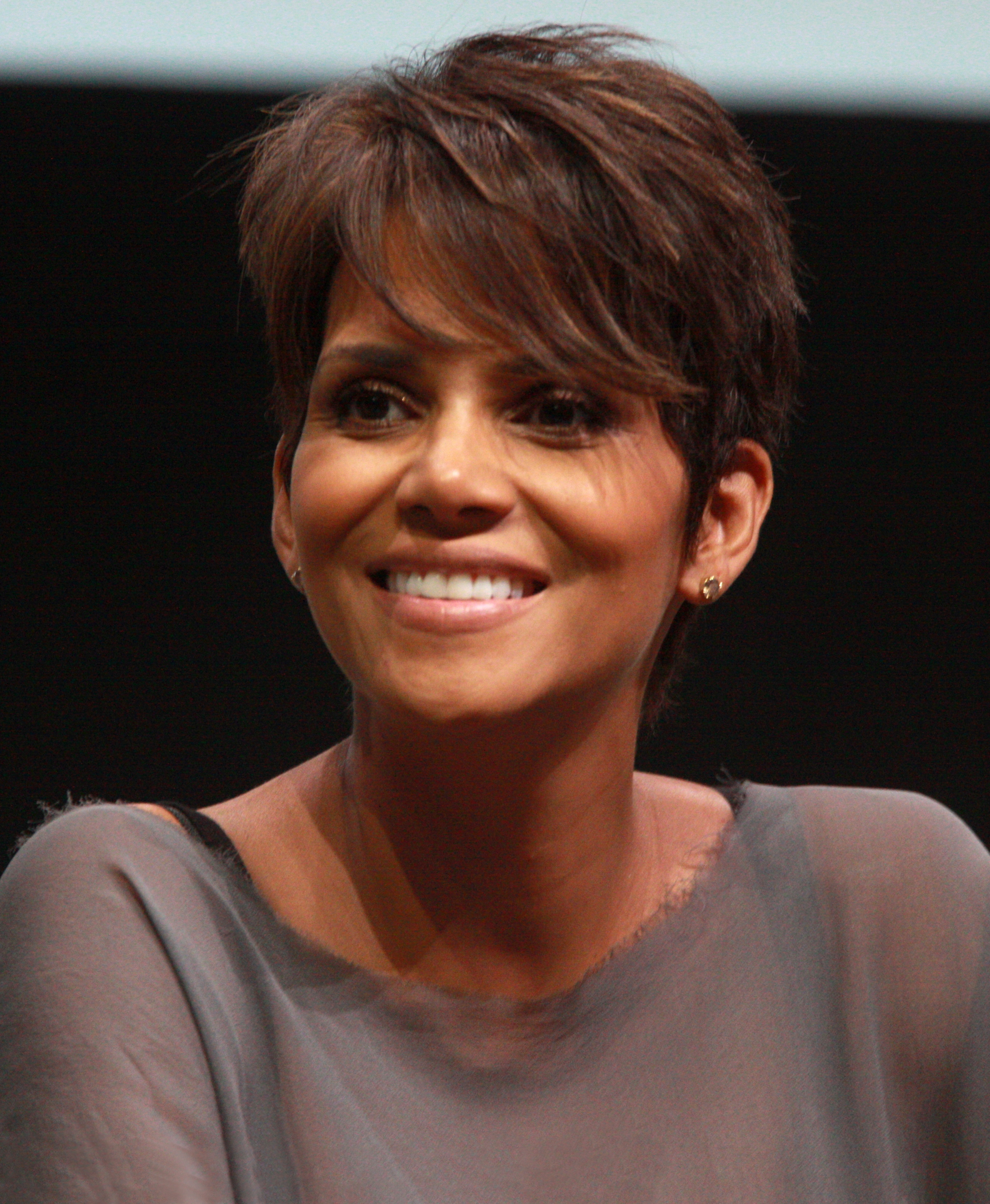 halle-berry-images