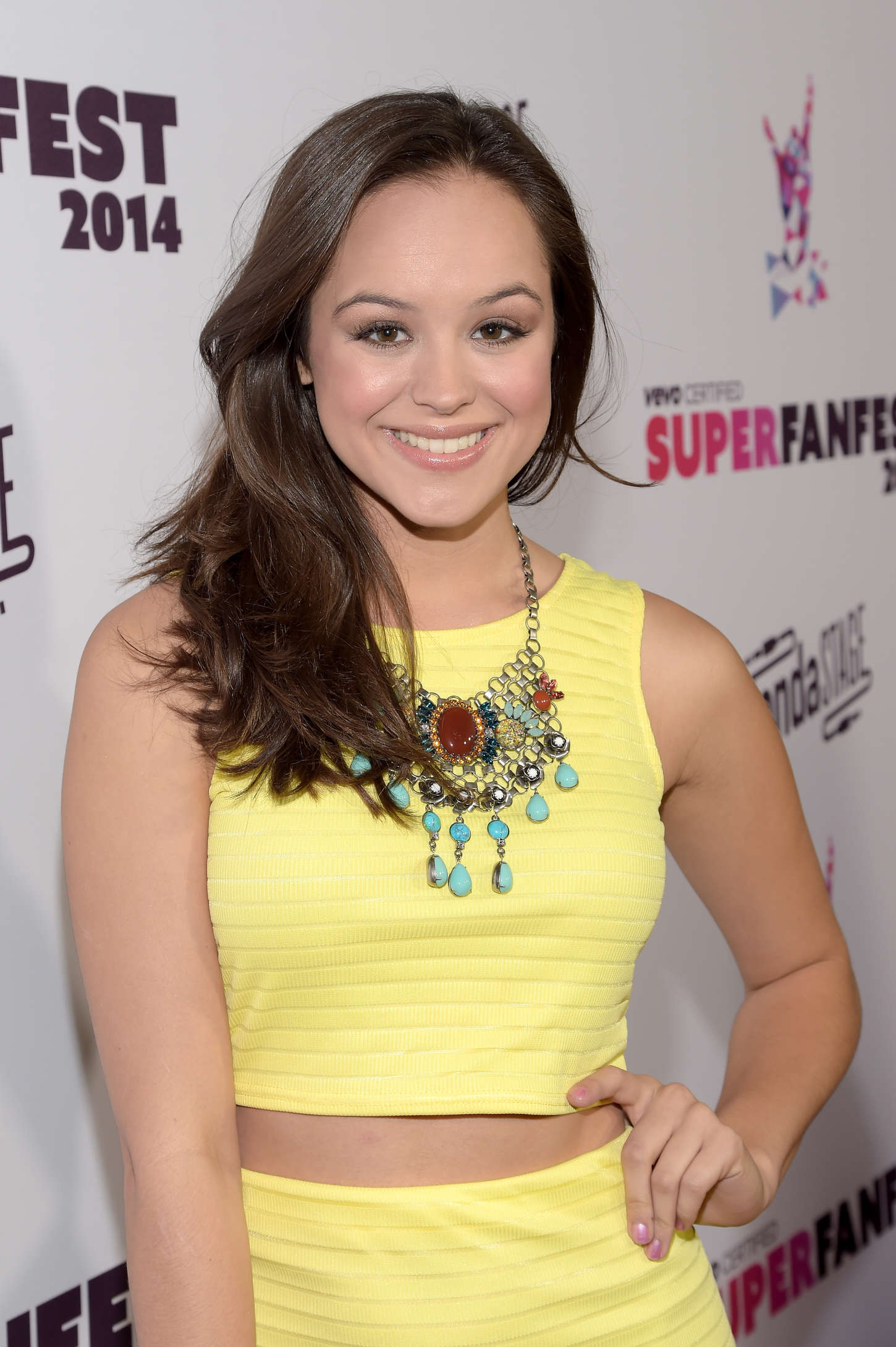 hayley-orrantia-wallpapers