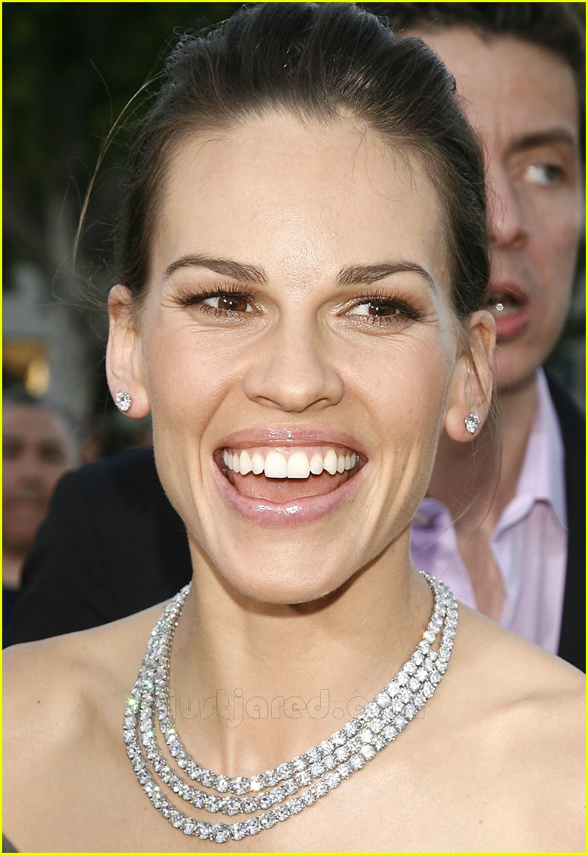 hilary-swank-net-worth