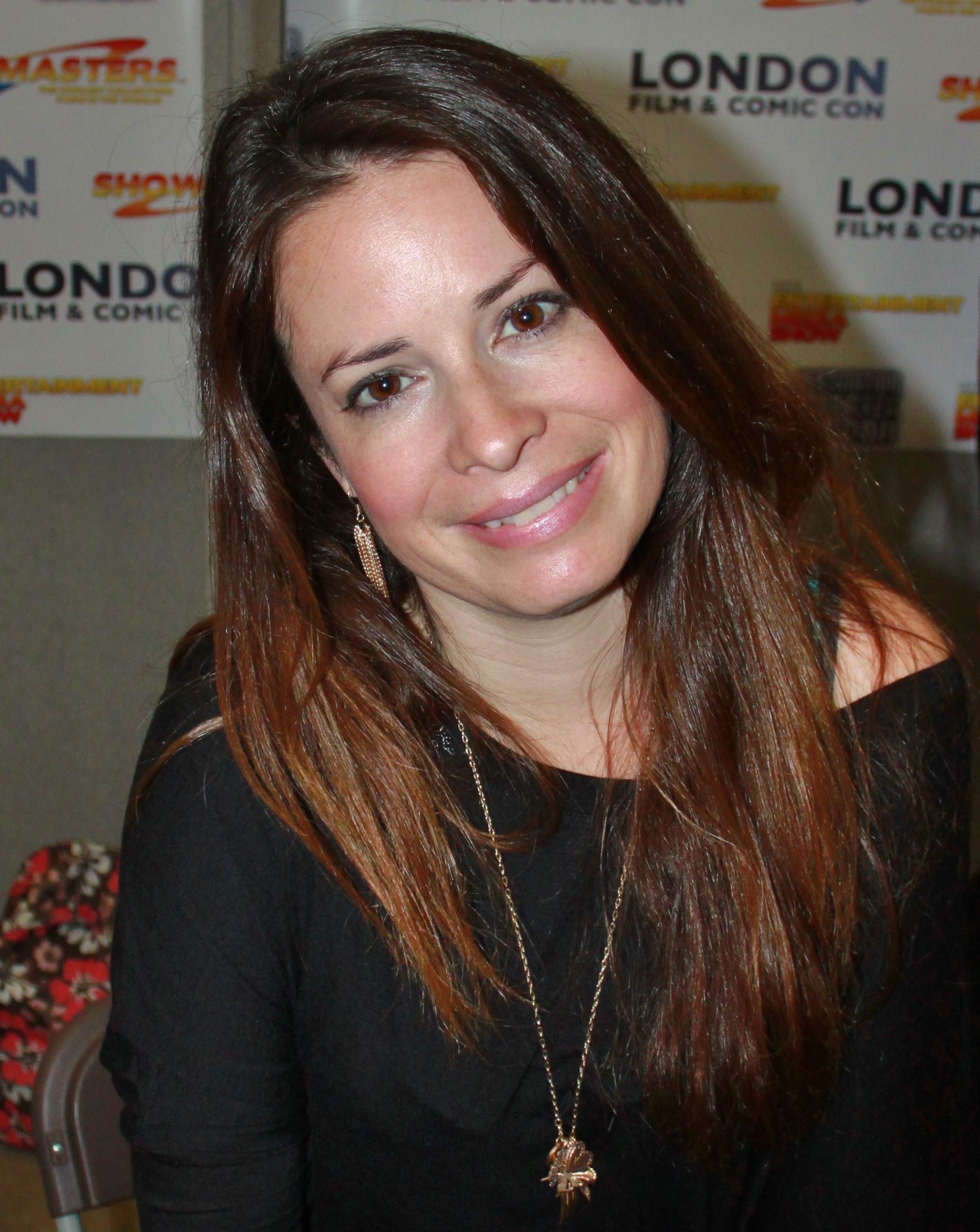 holly-marie-combs-pictures