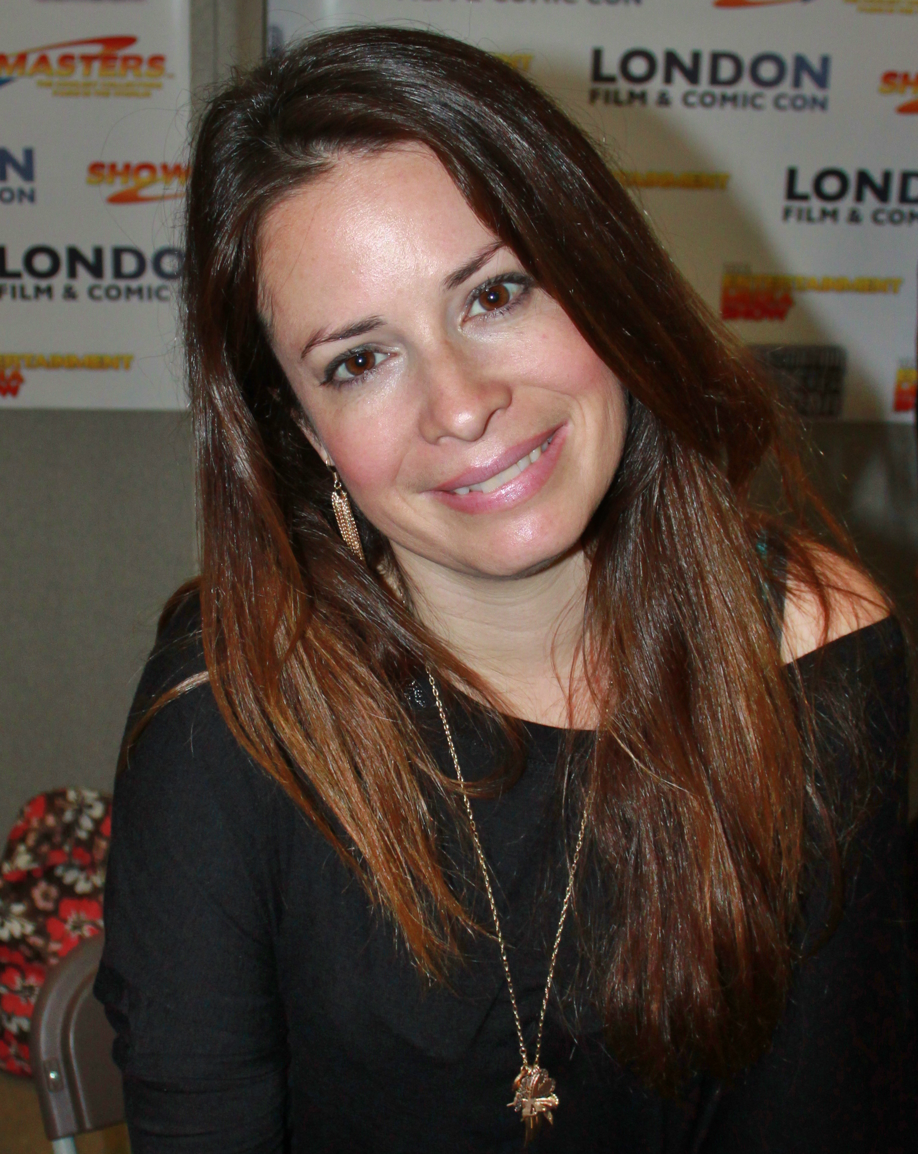 holly-marie-combs-pictures