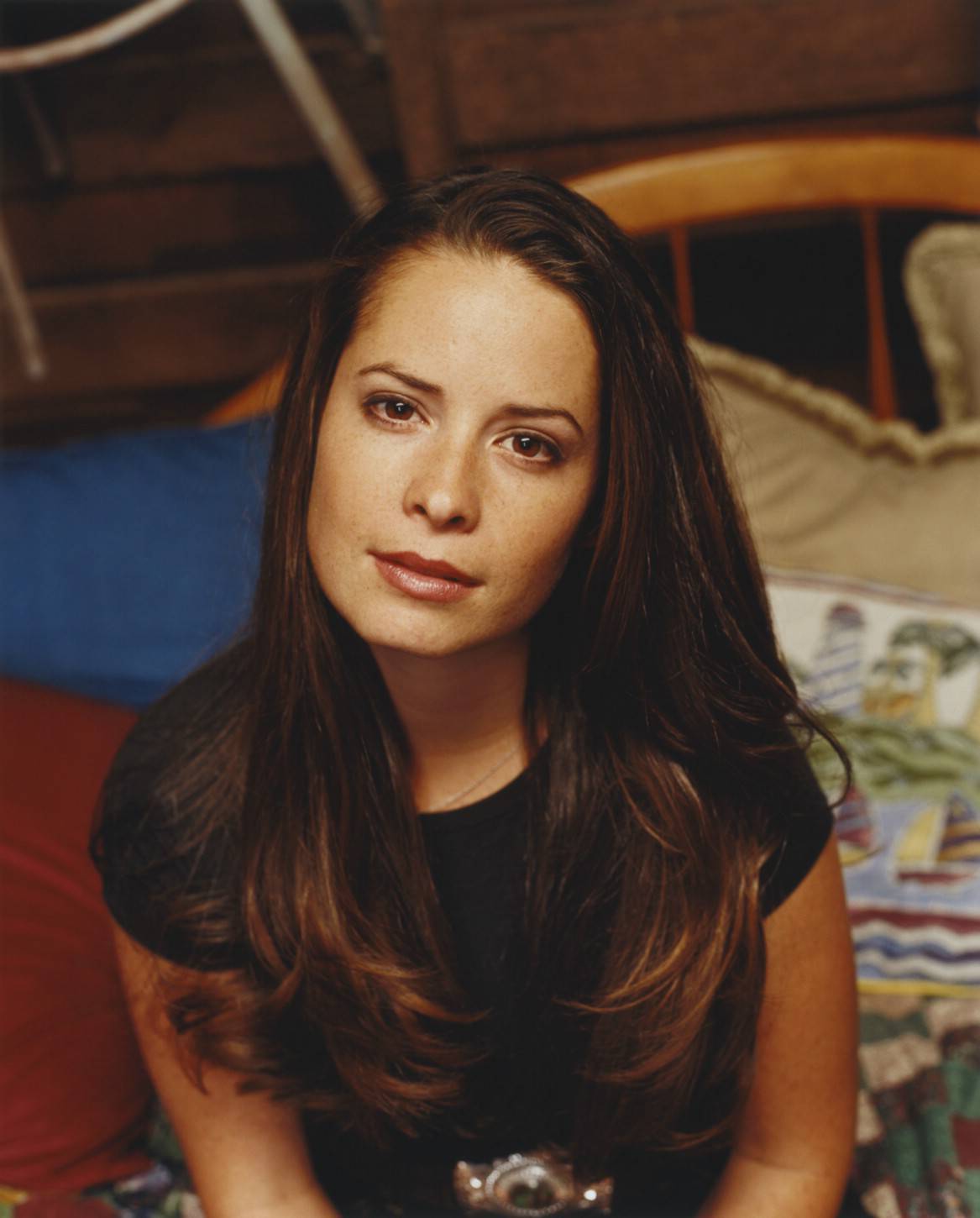 holly-marie-combs-wallpaper