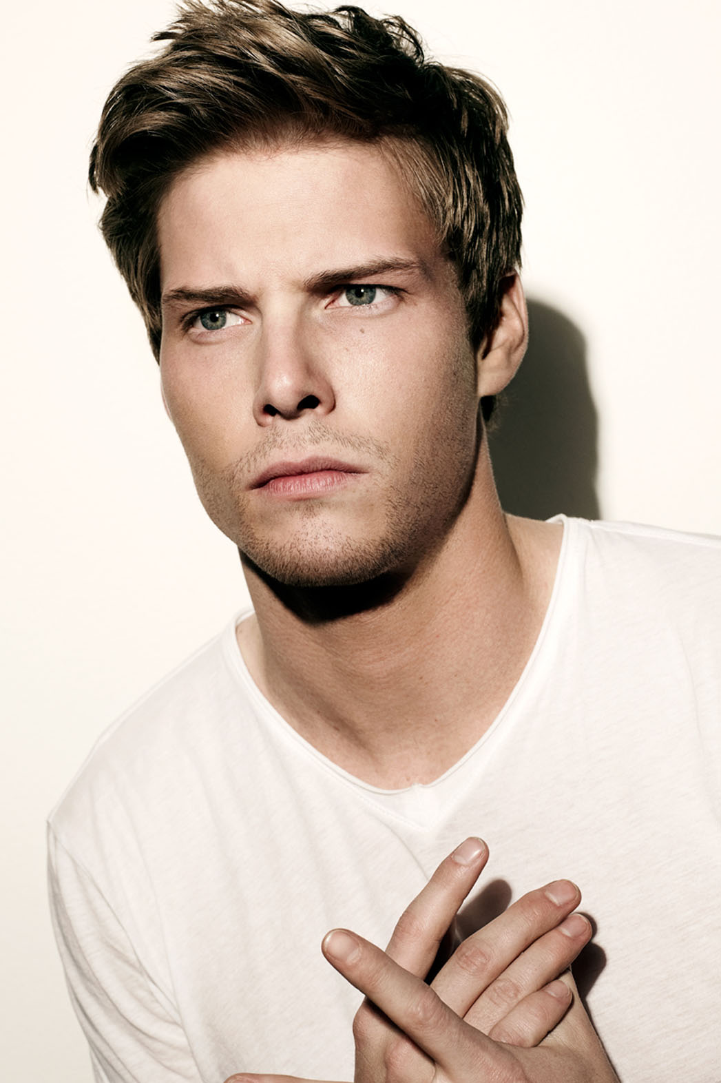 hunter-parrish-images