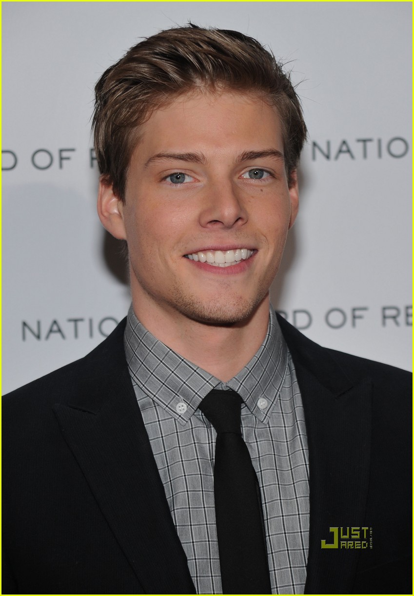 hunter-parrish-scandal