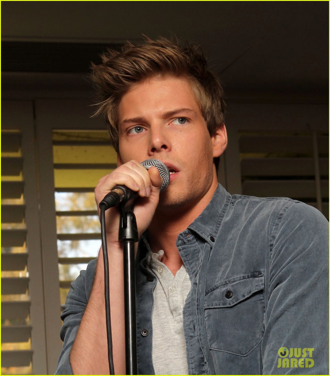 hunter-parrish-wedding