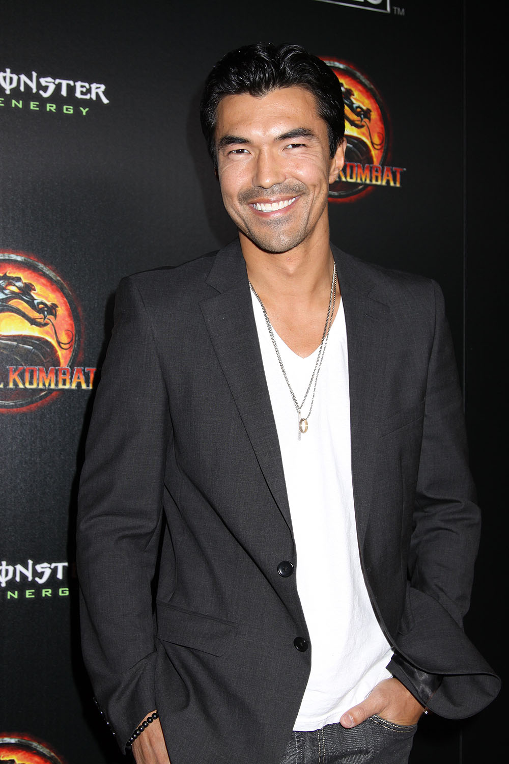 ian-anthony-dale-2015