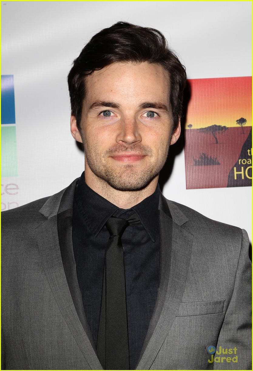 ian-harding-2016