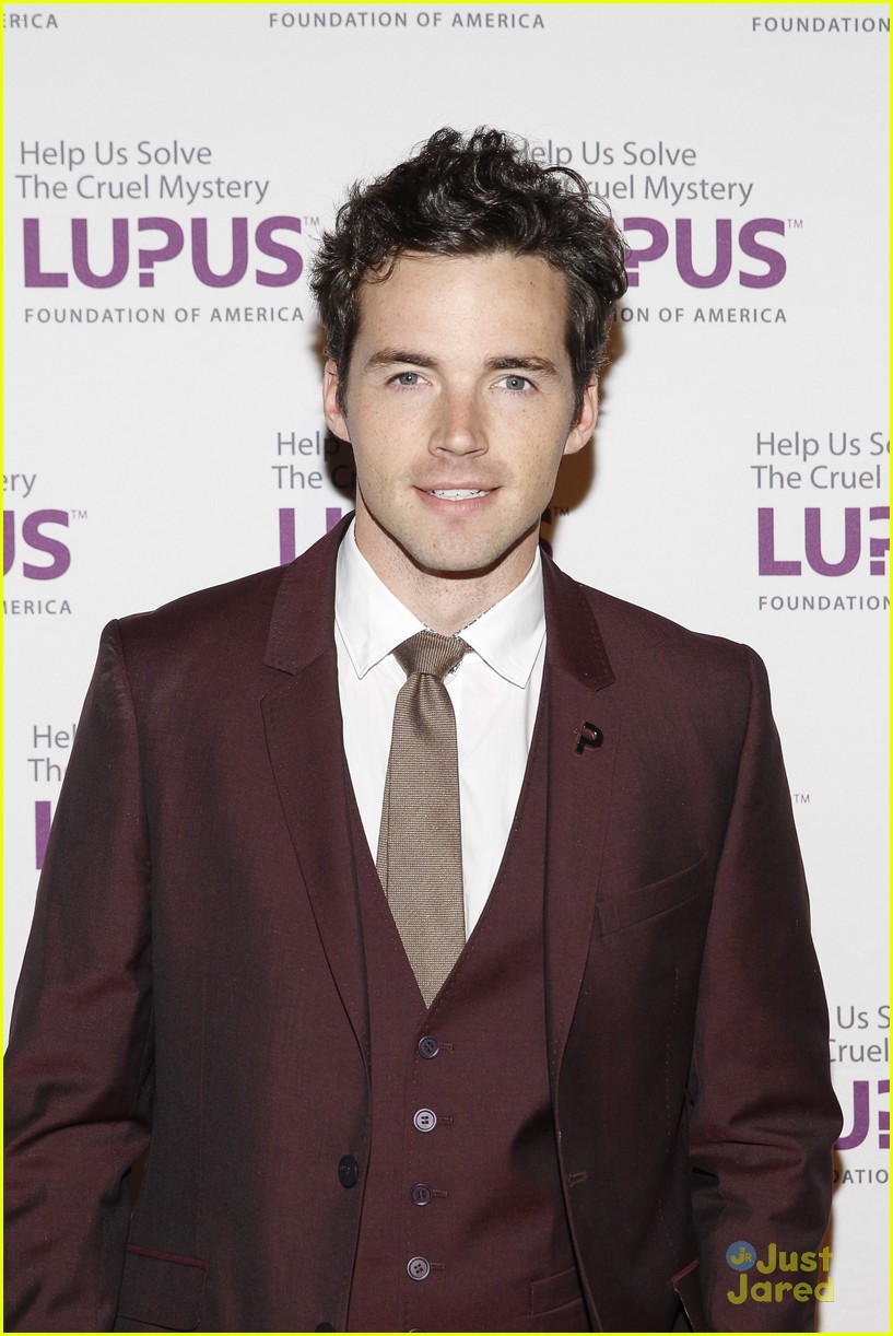 ian-harding-house