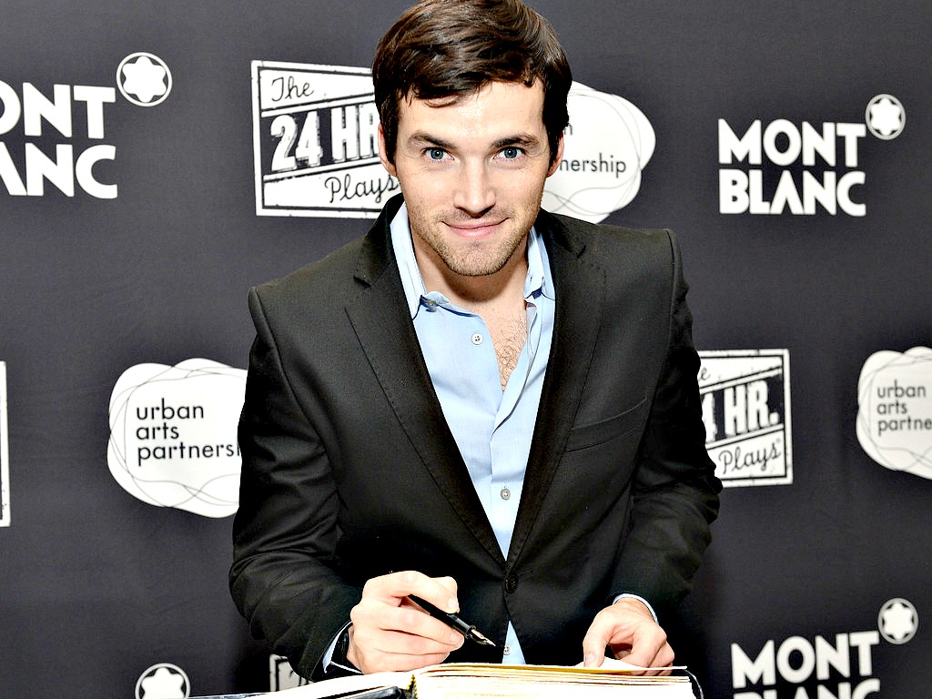 ian-harding-wallpaper