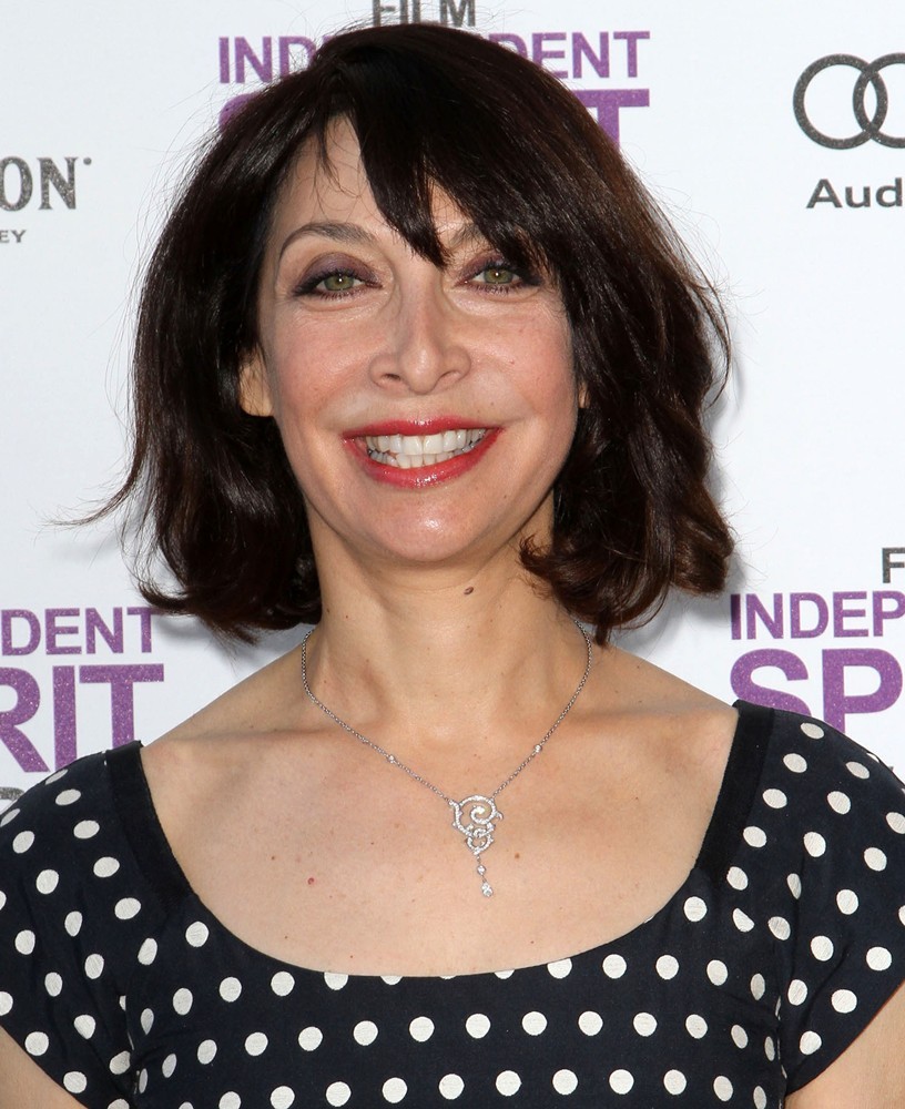 illeana-douglas-pictures