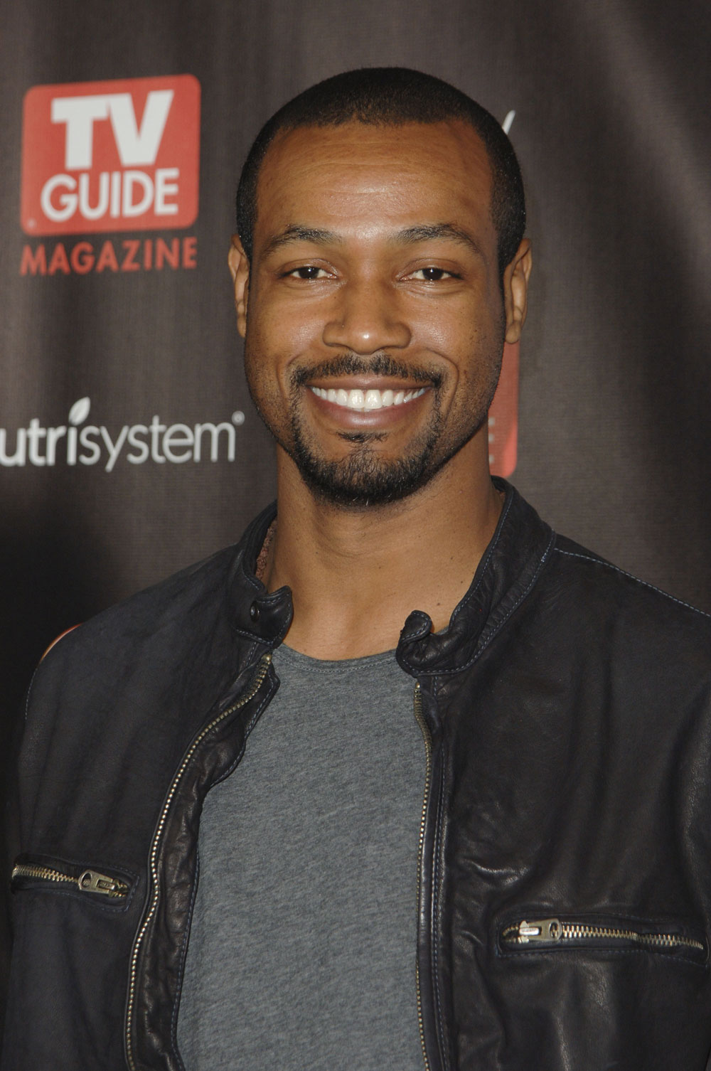 isaiah-mustafa-young