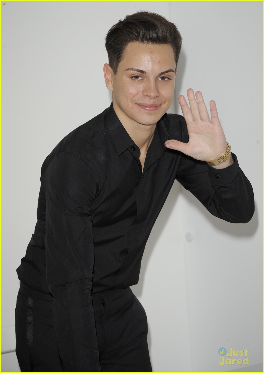 jake-t-austin-photos