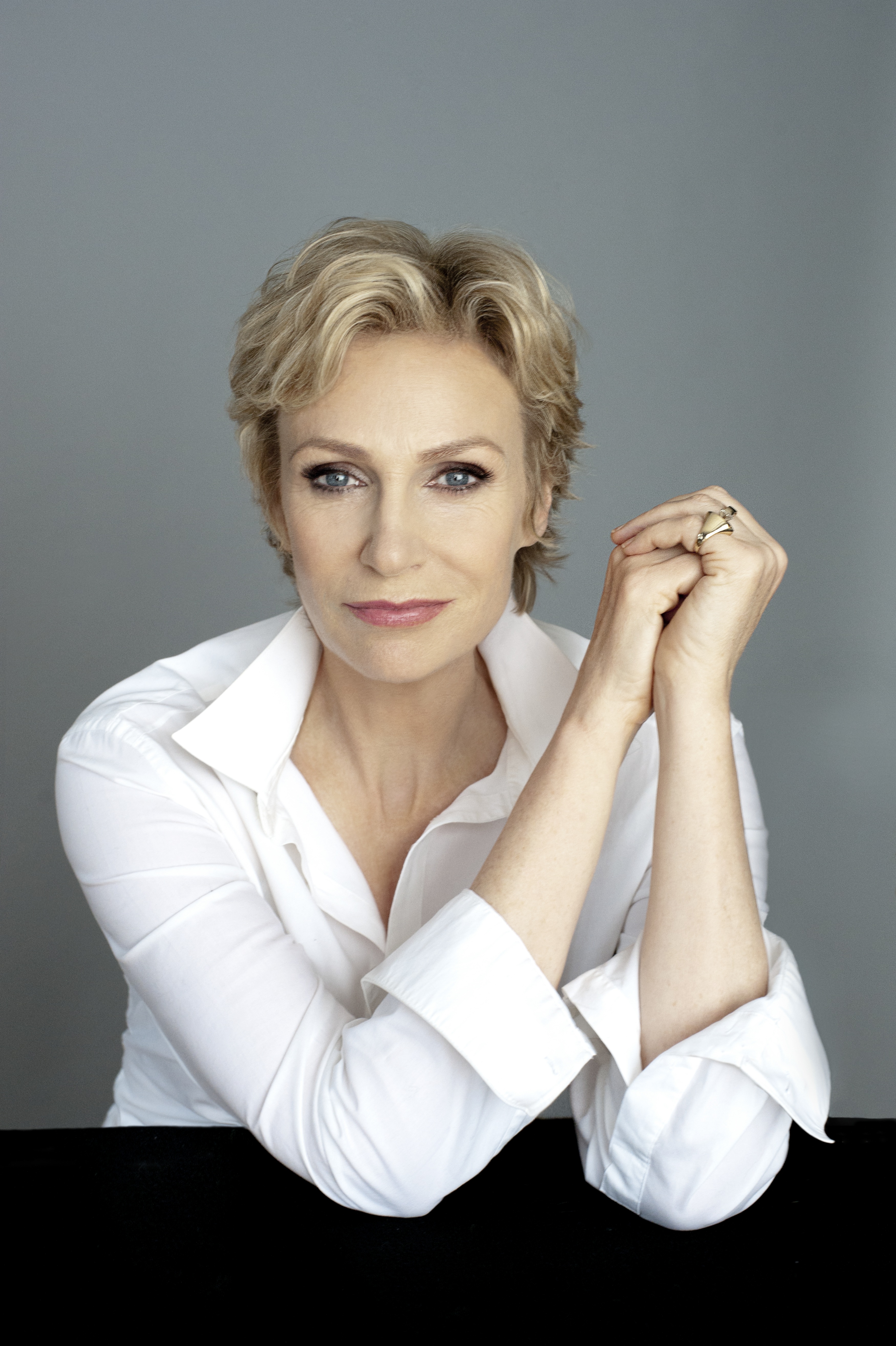 jane-lynch-gossip