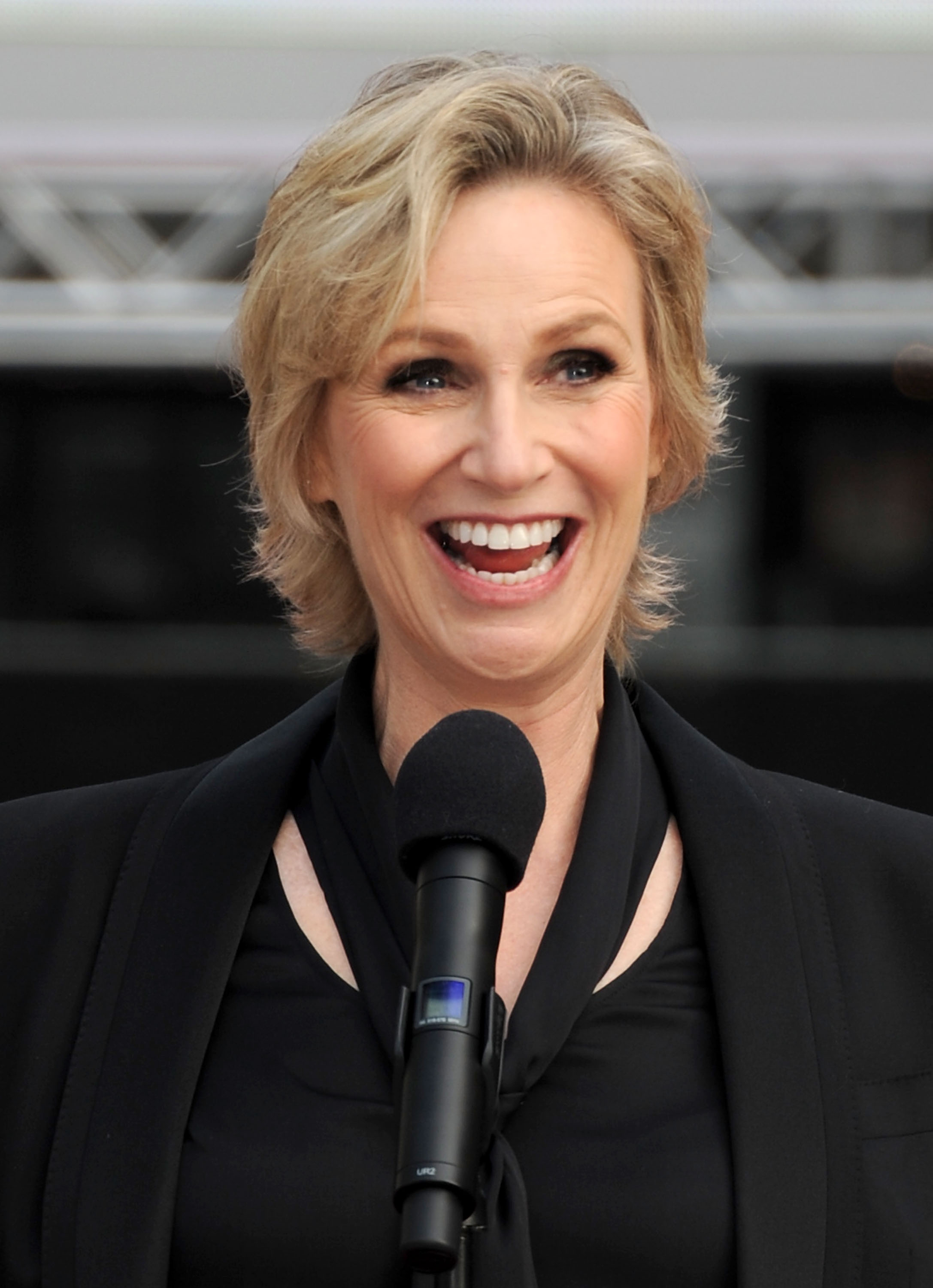 Pictures of Jane Lynch - Pictures Of Celebrities