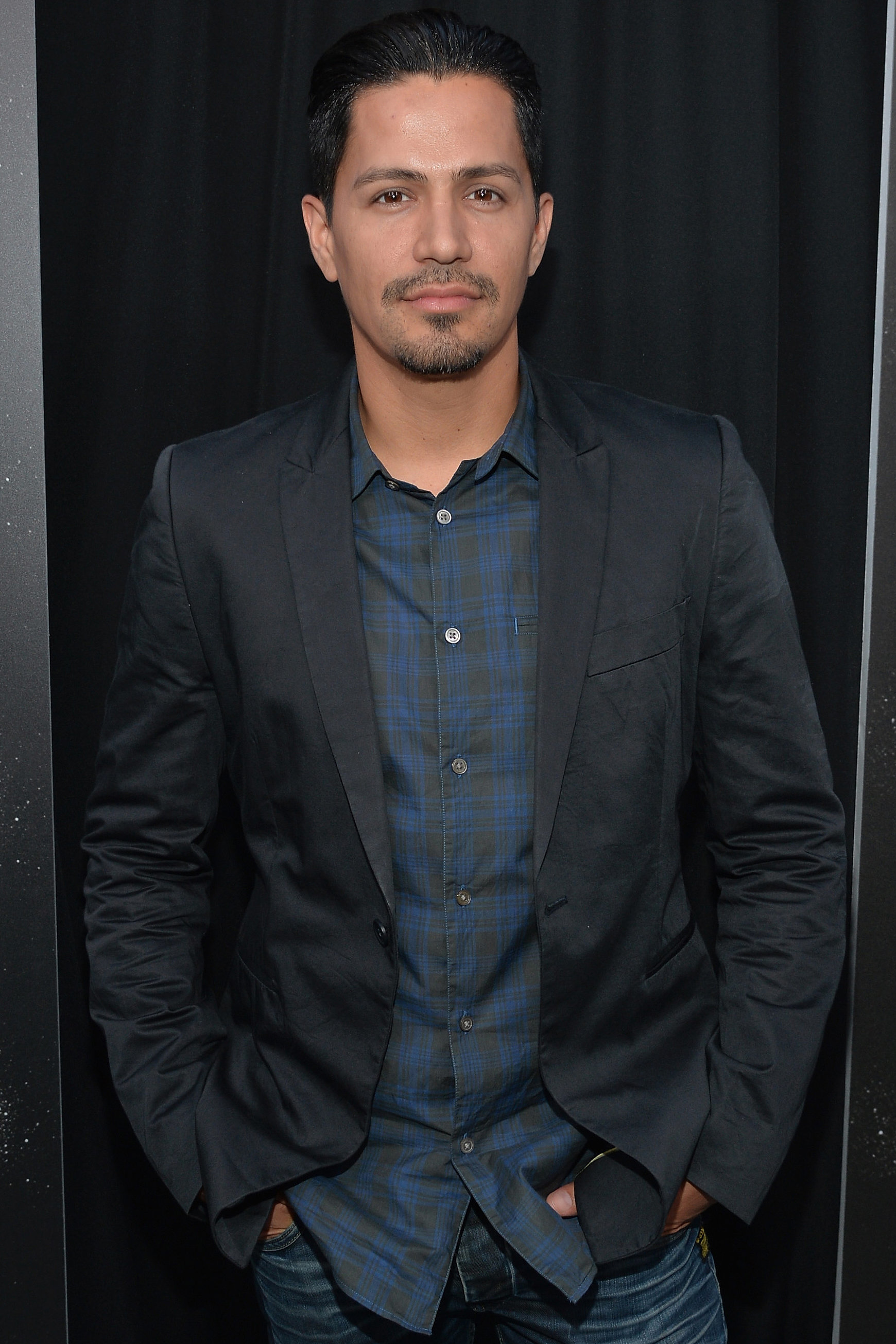 jay-hernandez-2015