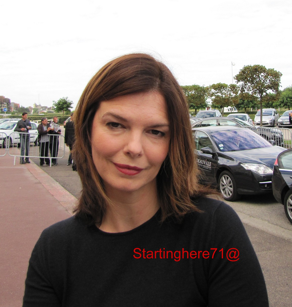 jeanne-tripplehorn-wallpaper