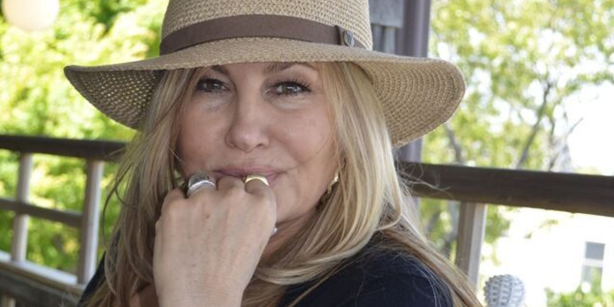 jennifer-coolidge-house