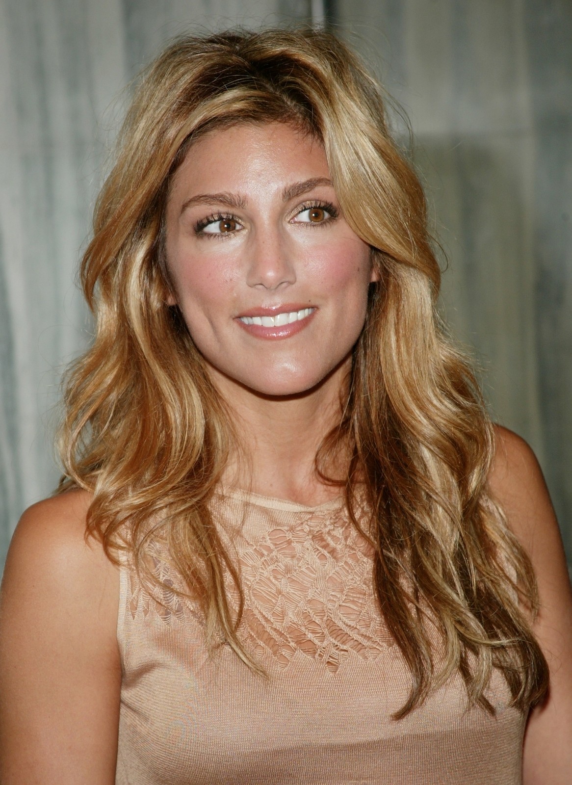More Pictures Of Jennifer Esposito. 
