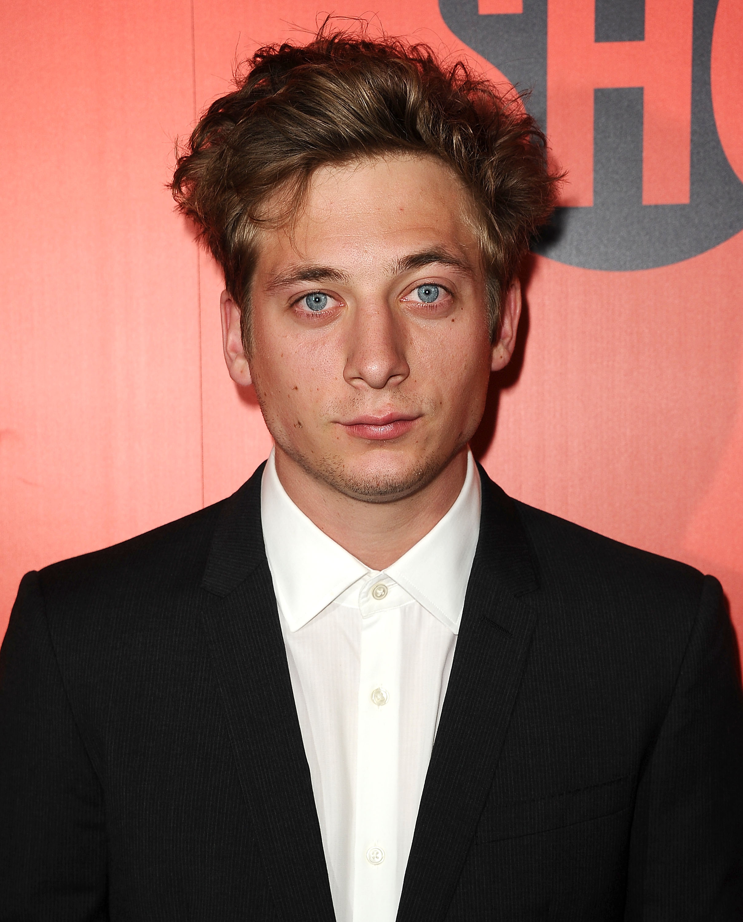 jeremy-allen-white-scandal