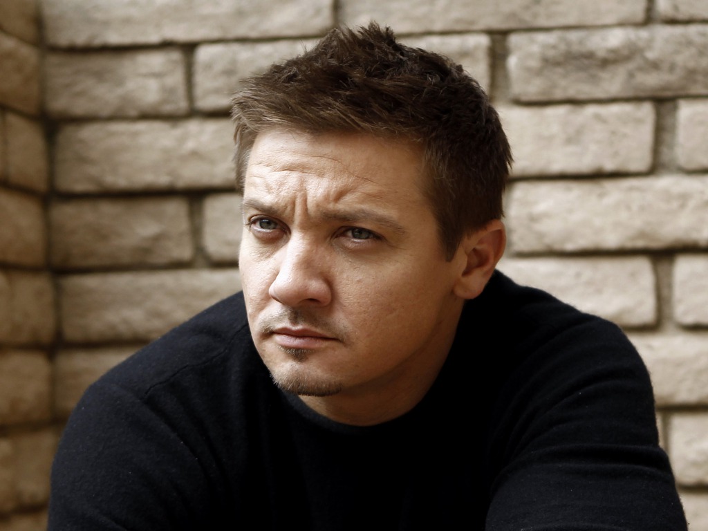 jeremy-renner-2016