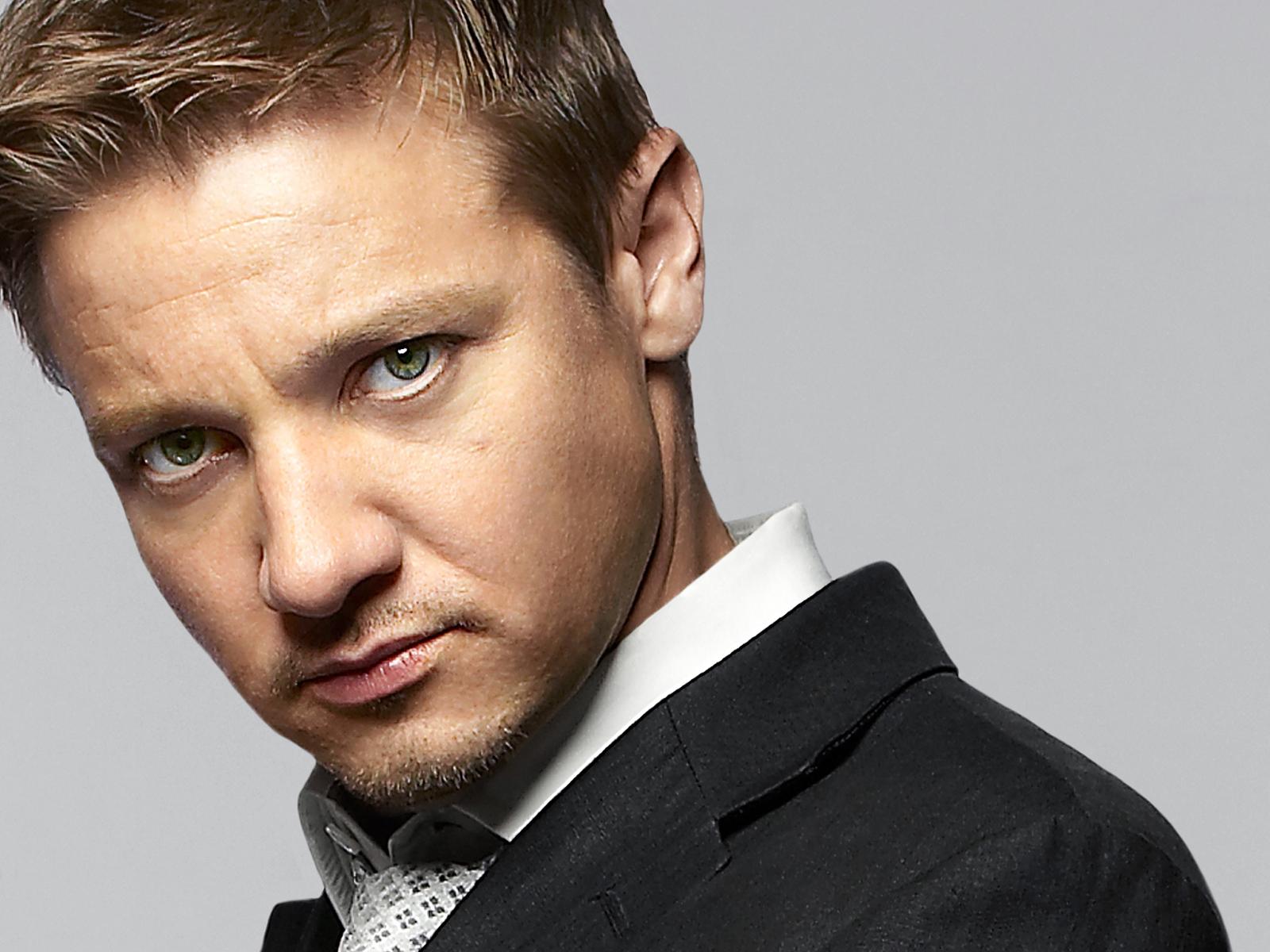 jeremy-renner-pictures