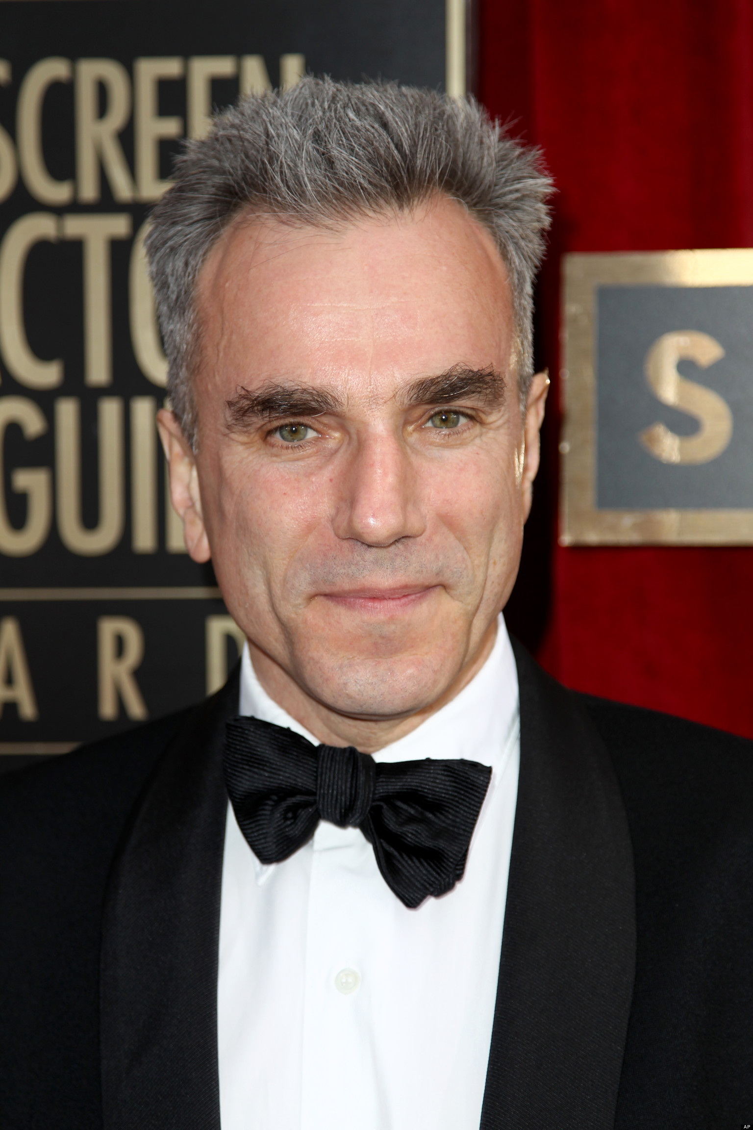 jeremy-strong-actor-scandal
