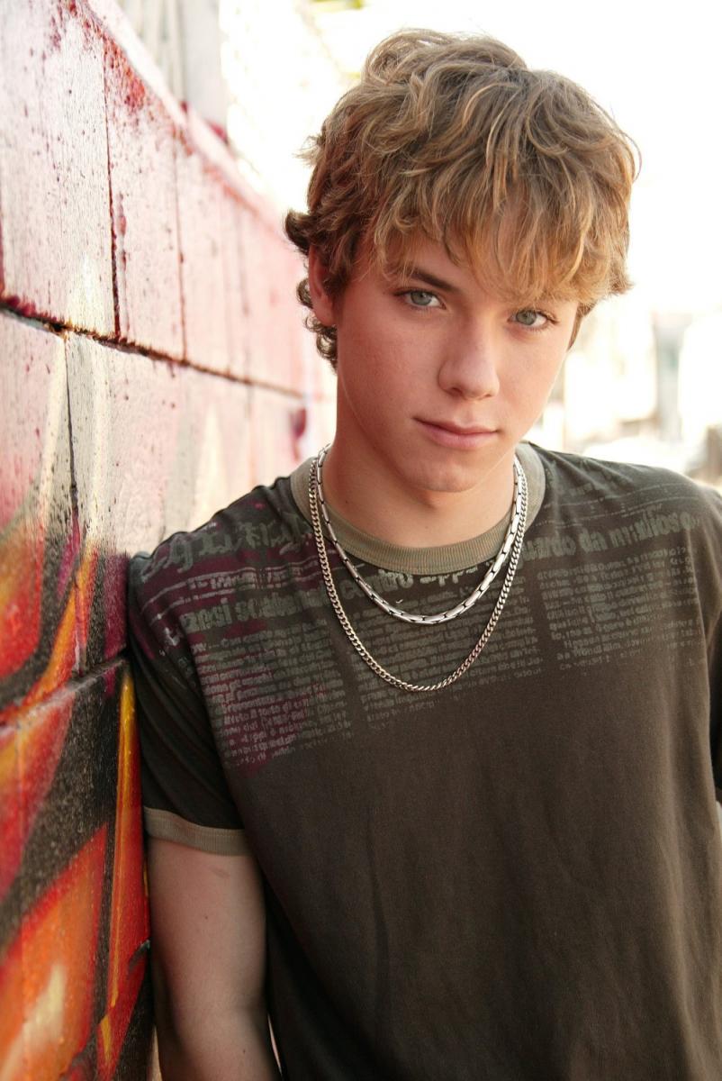 jeremy-sumpter-news