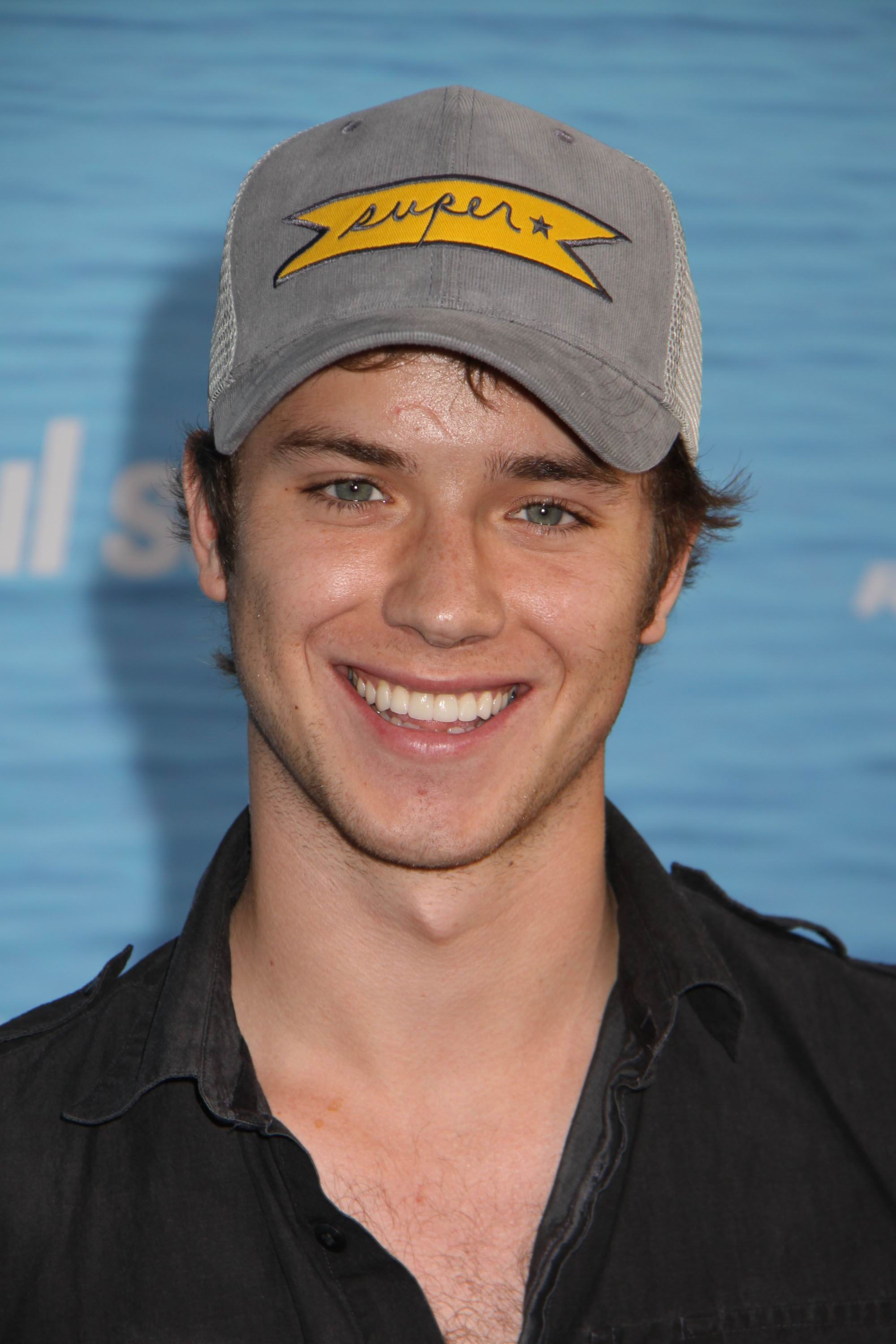 jeremy-sumpter-scandal