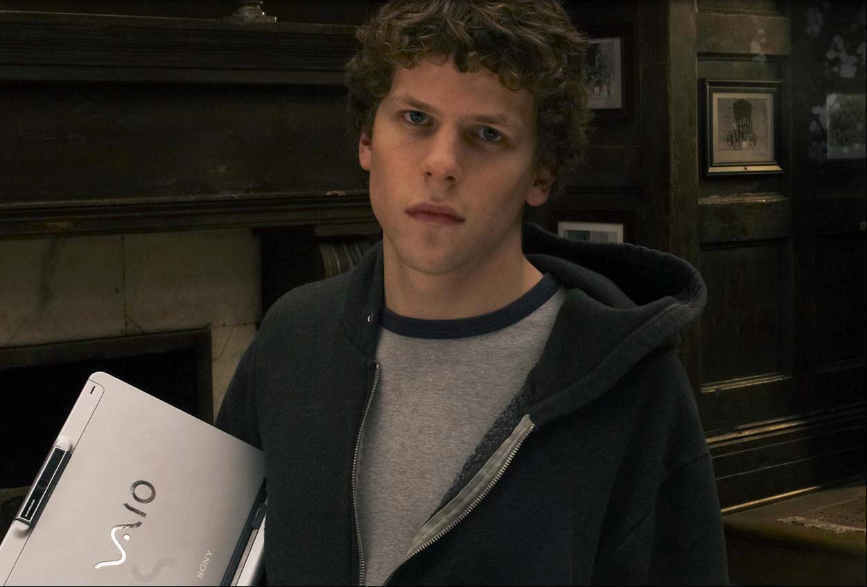 jesse-eisenberg-party