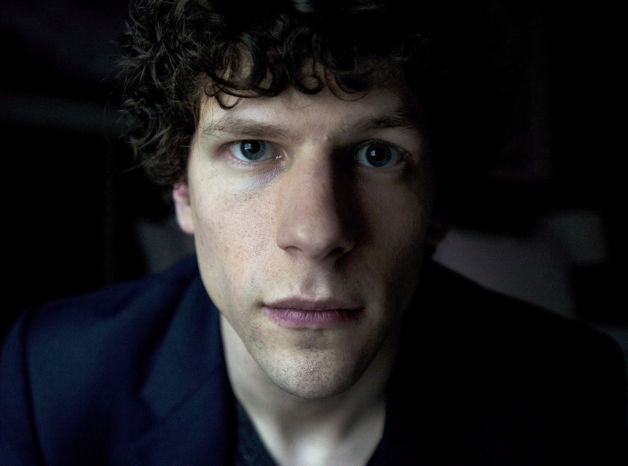 jesse-eisenberg-wallpapers