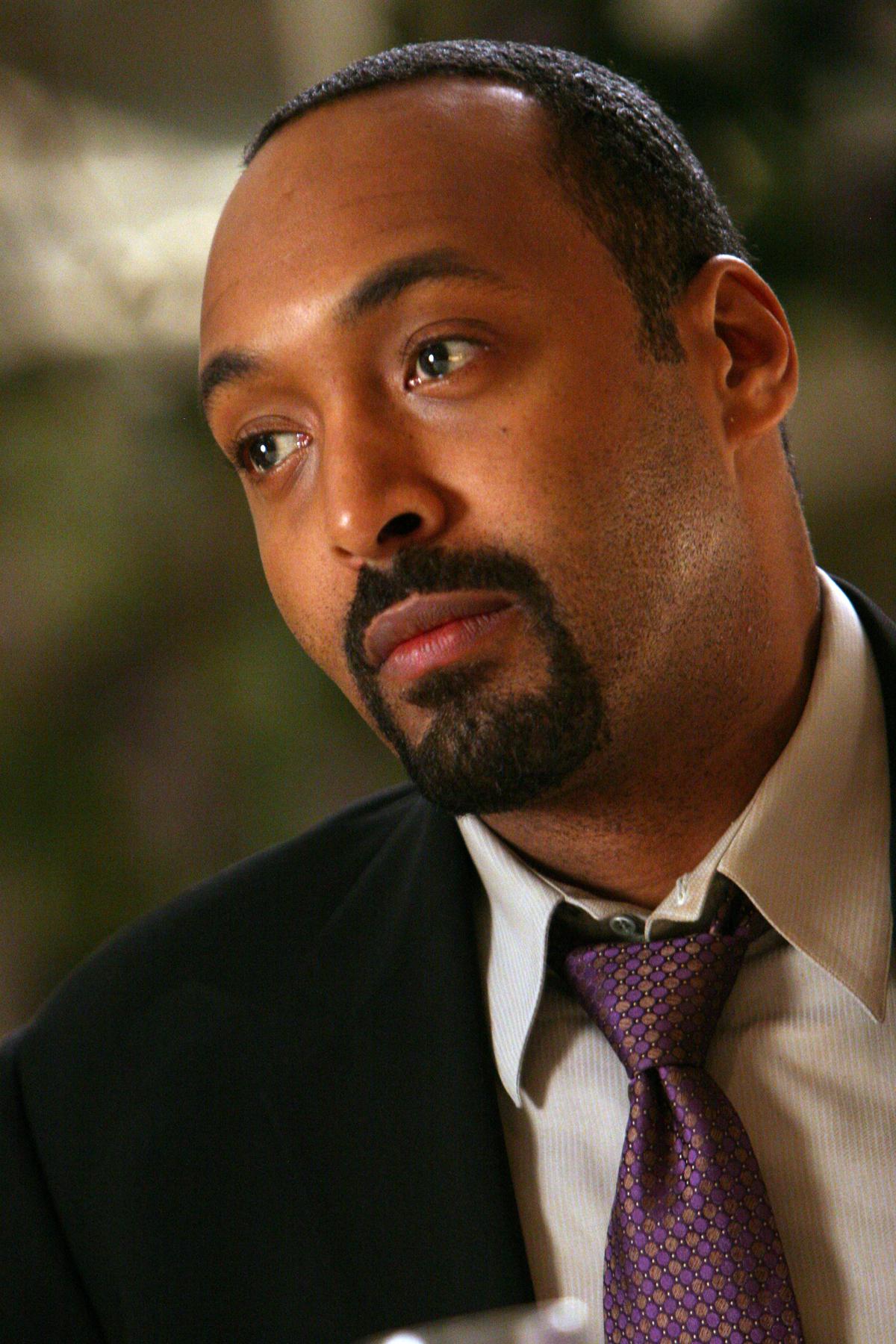 best-pictures-of-jesse-l-martin