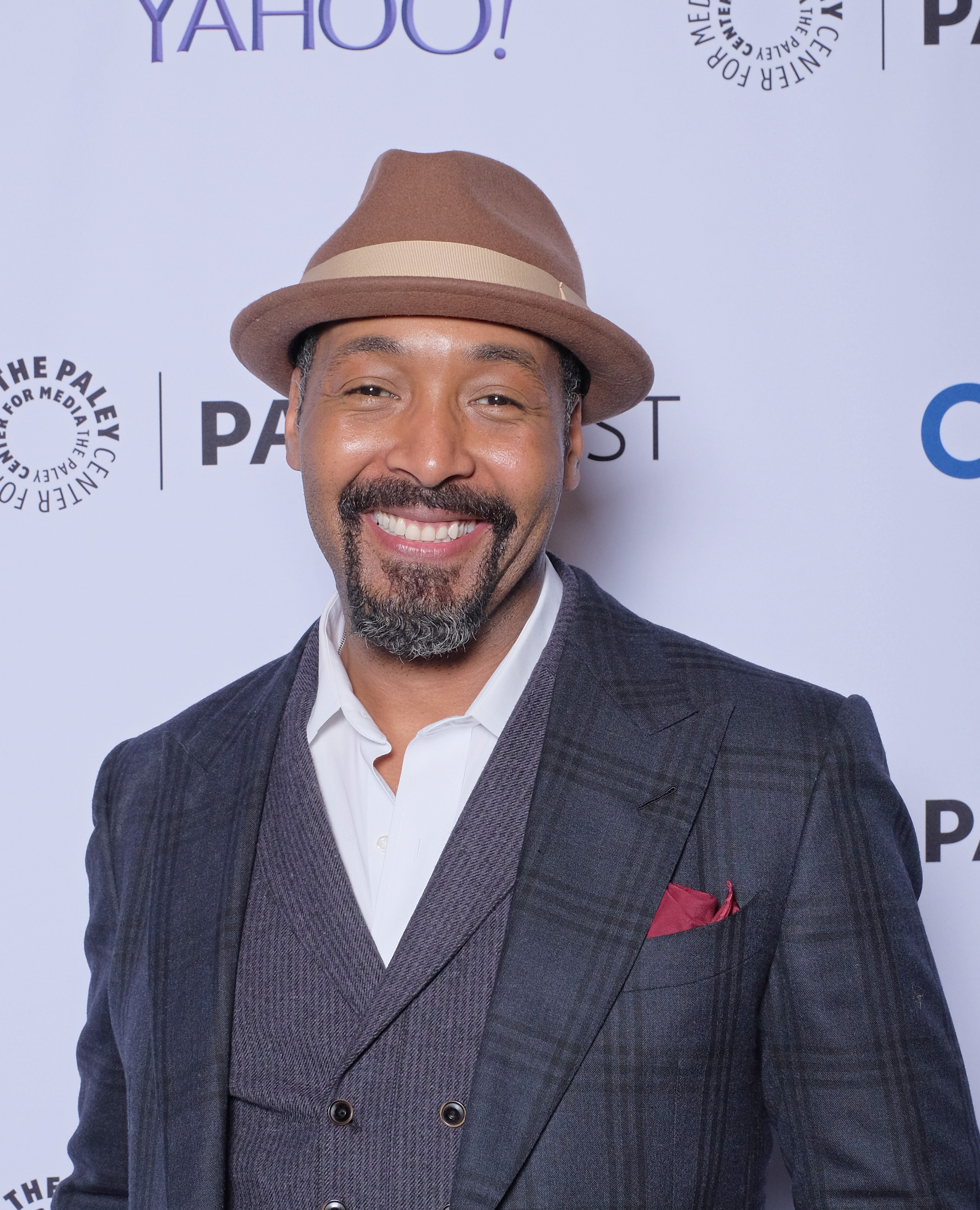 jesse-l-martin-wallpapers