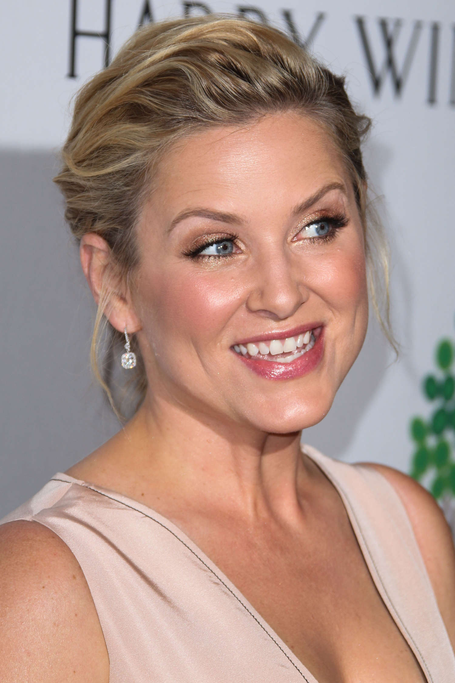 jessica-capshaw-photos