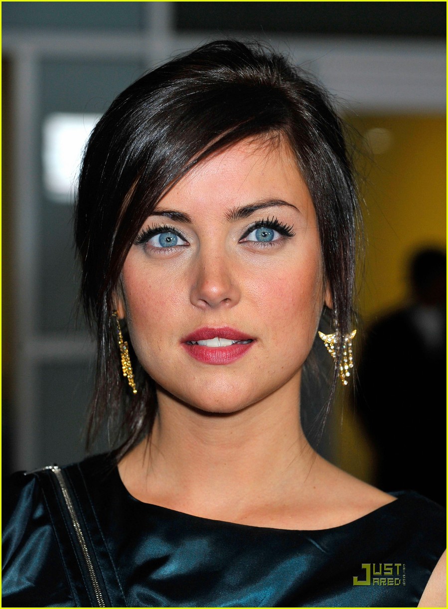 jessica-stroup-2015