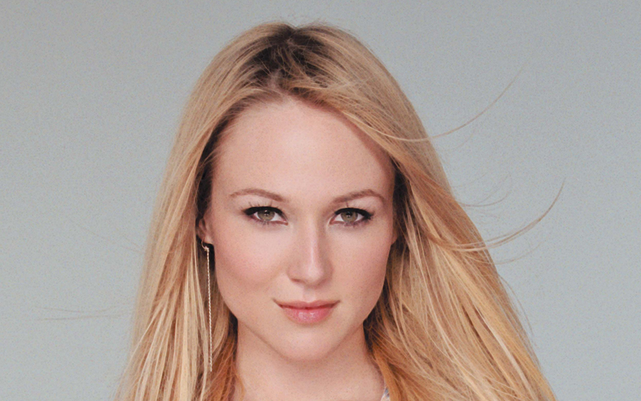 best-pictures-of-jewel-singer