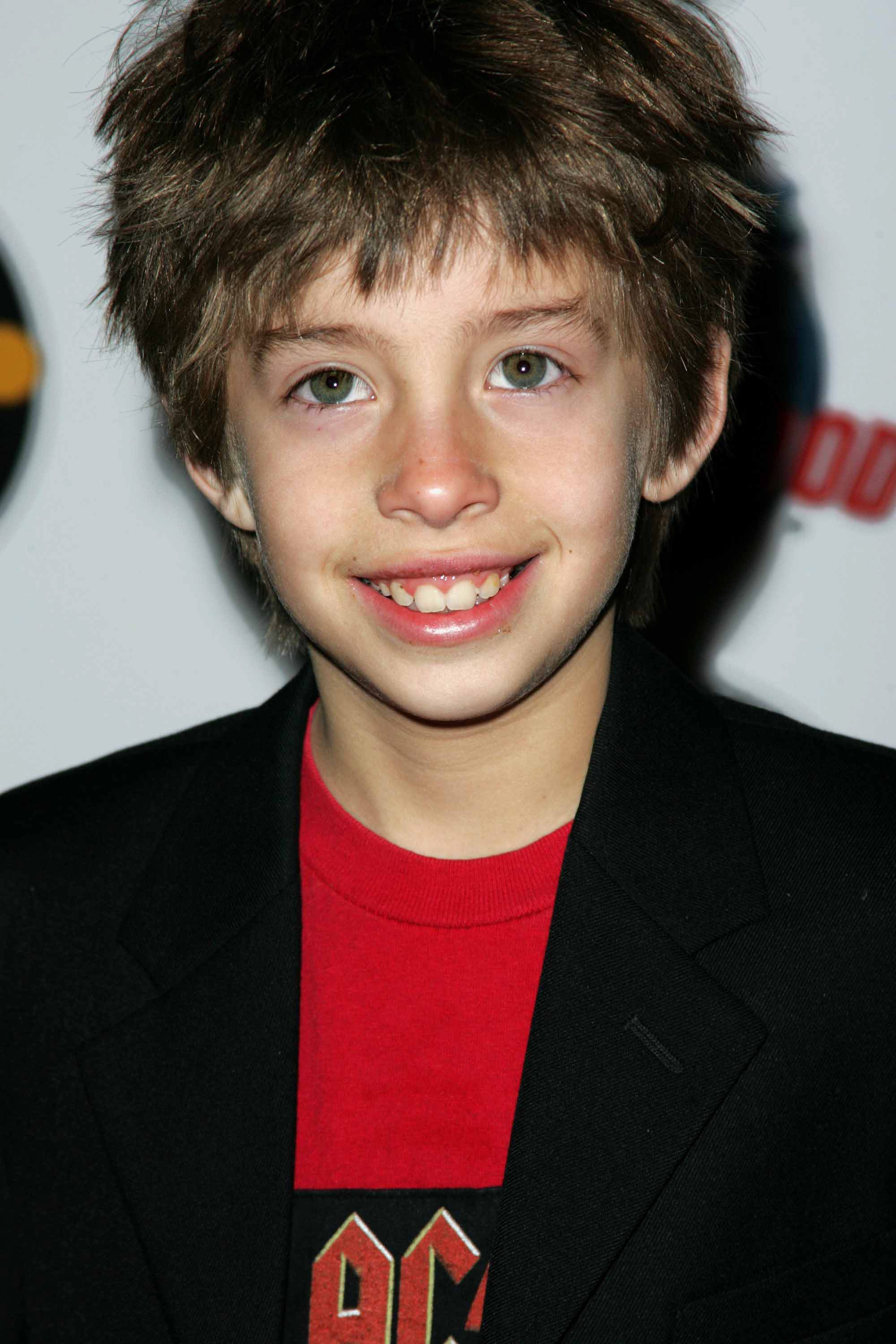 best-pictures-of-jimmy-bennett