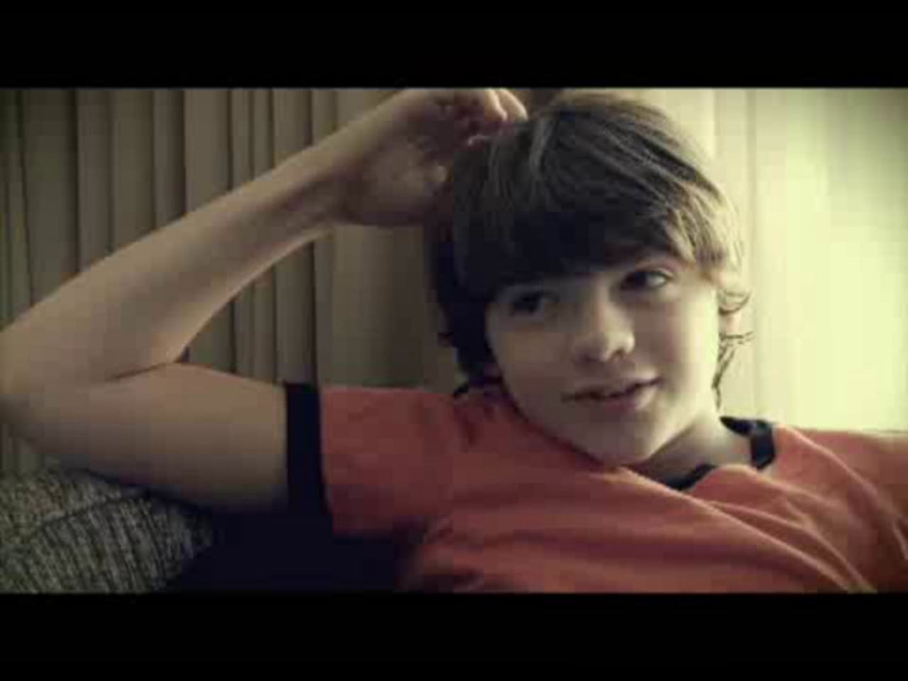 joel-courtney-summertime