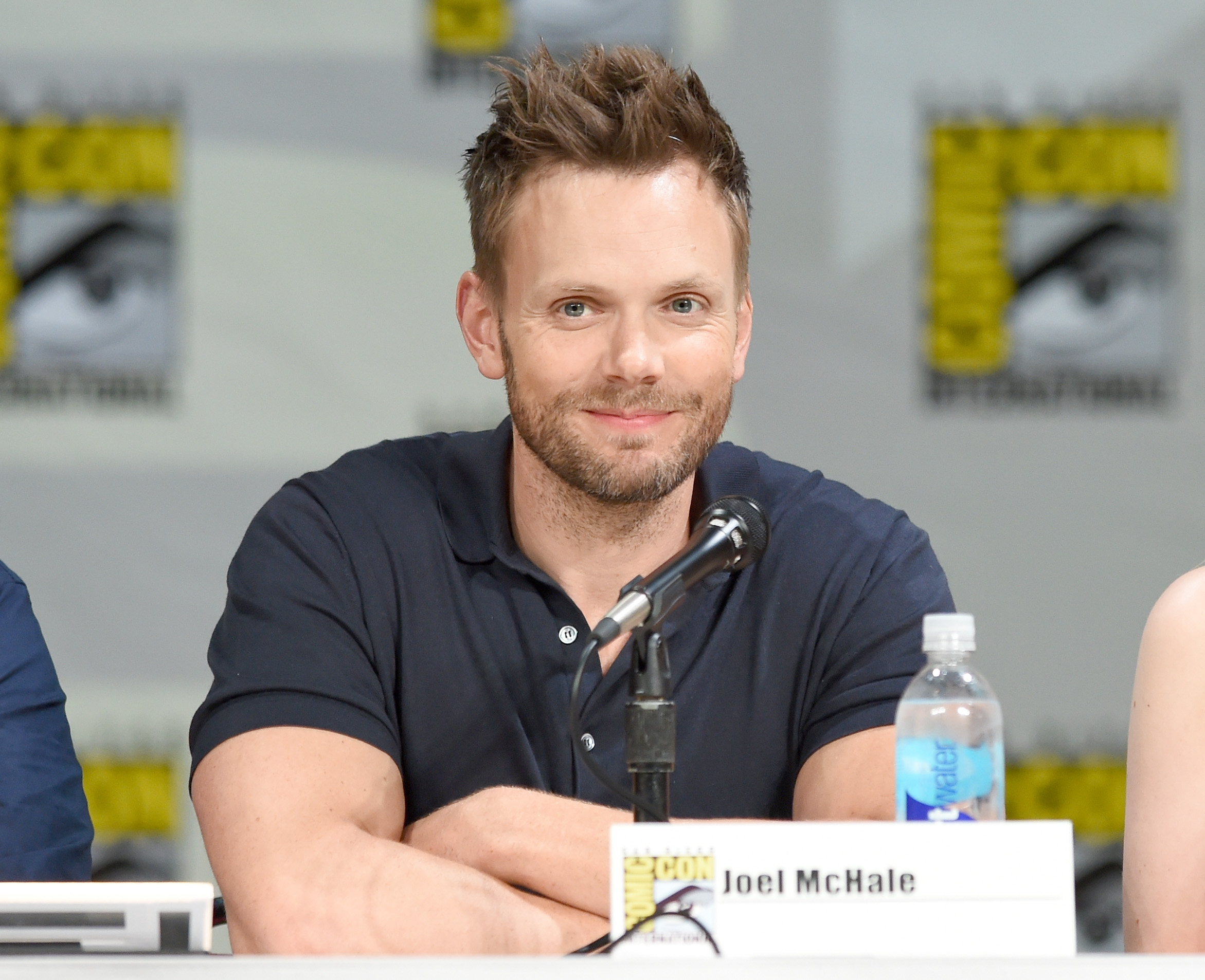 joel-mchale-net-worth