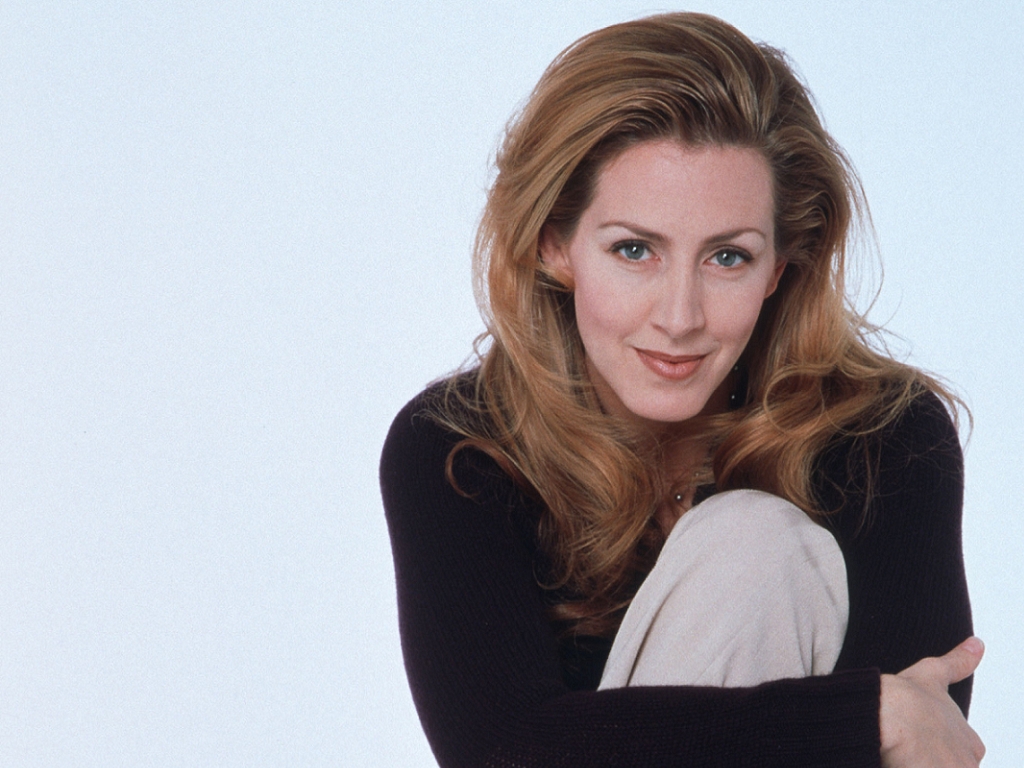 photos-of-joely-fisher
