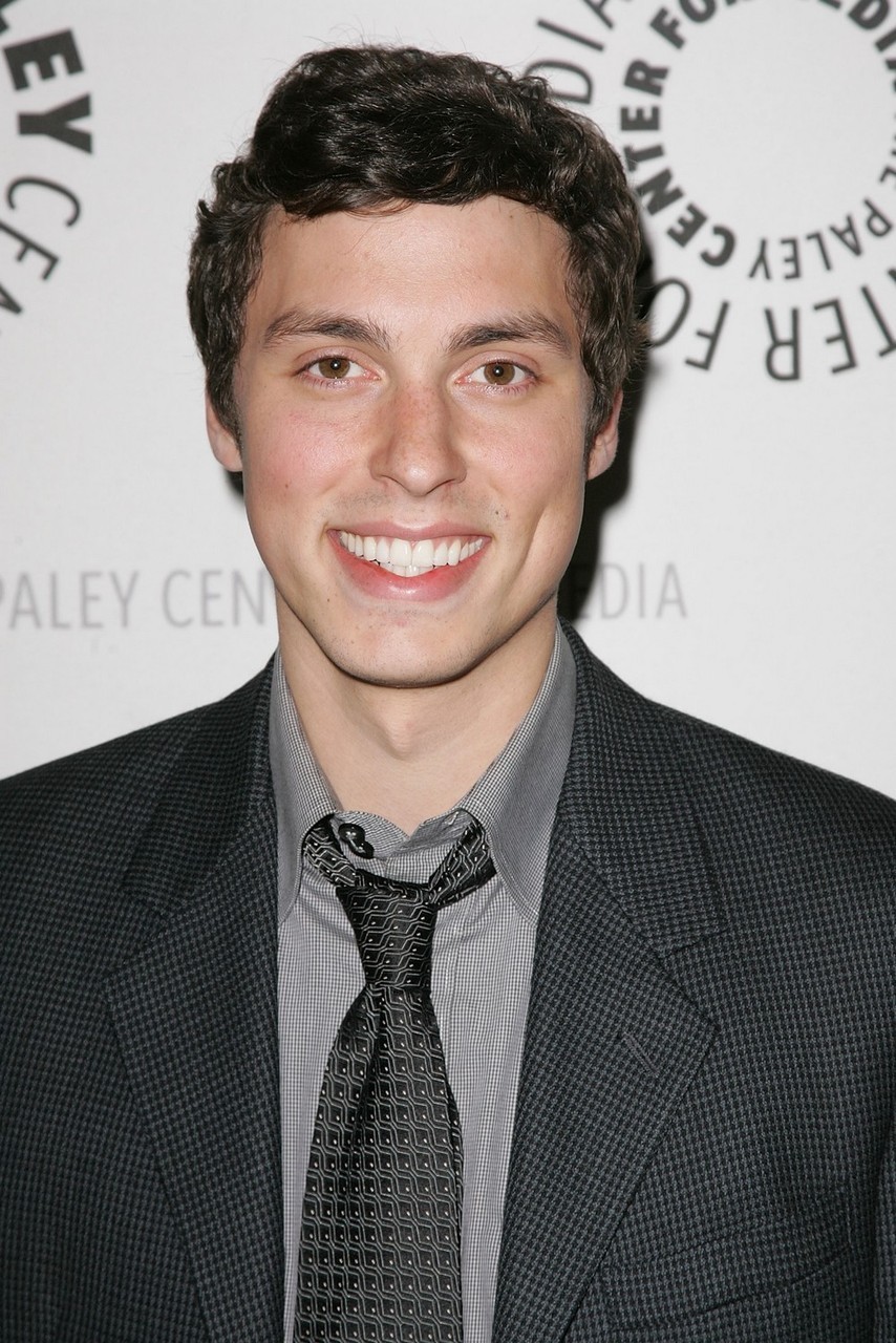 john-francis-daley-pictures