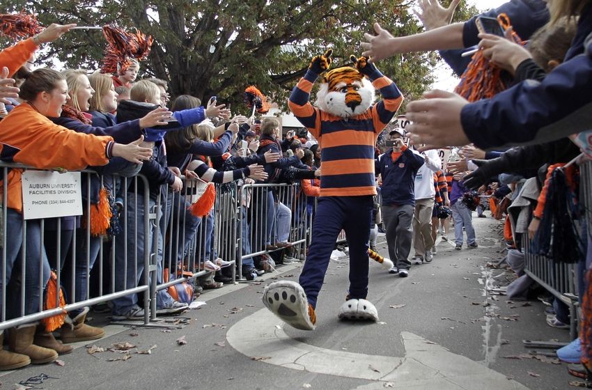 photos-of-john-war-eagle