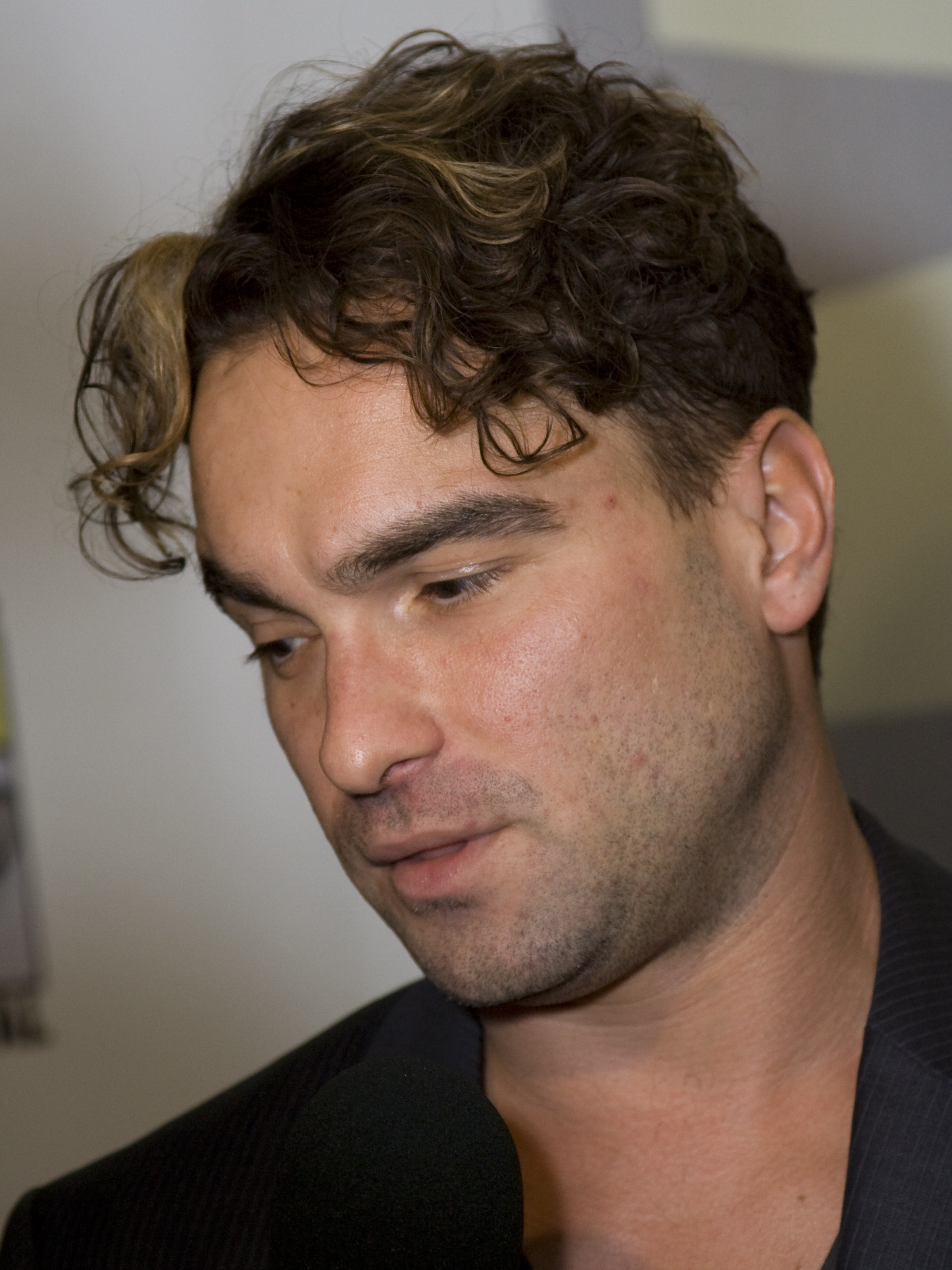 johnny-galecki-pictures